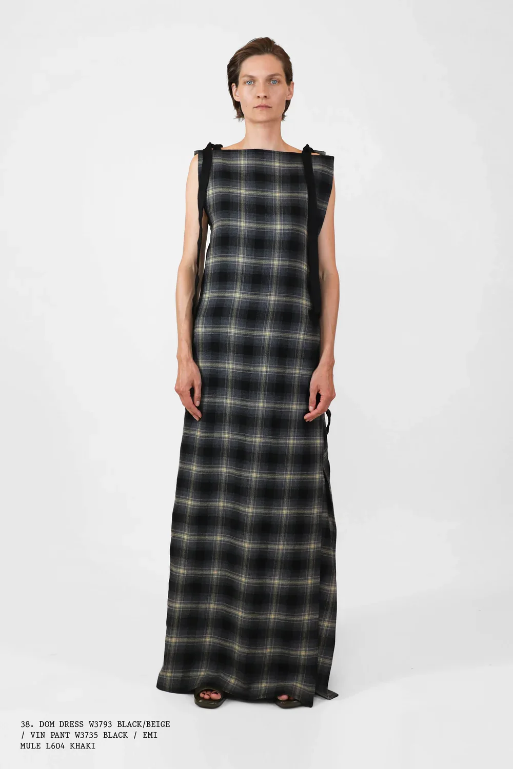 Šest trendů na jaro 2025, které pořídíte z druhé ruky