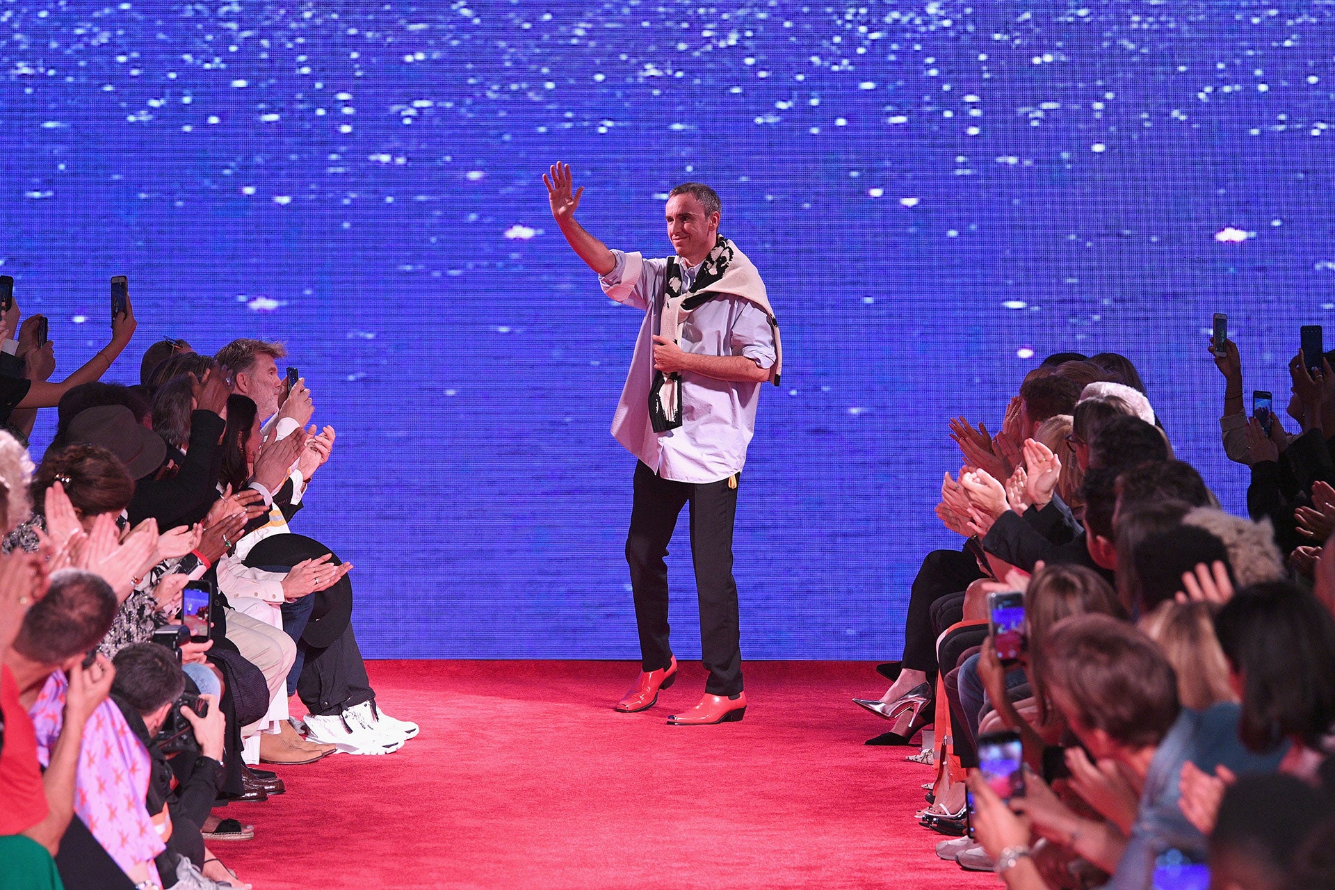 Raf Simons na přehlídce Calvin Klein v New Yorku, září 2018