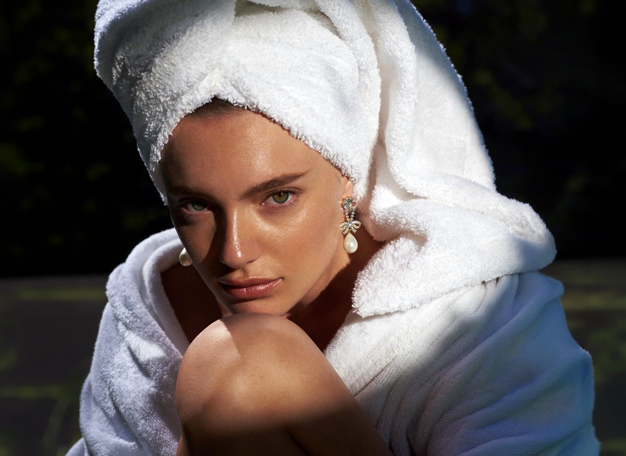 Povyšte svou sprchu na luxusní wellness. Tento designový doplněk mění vlasy i pleť