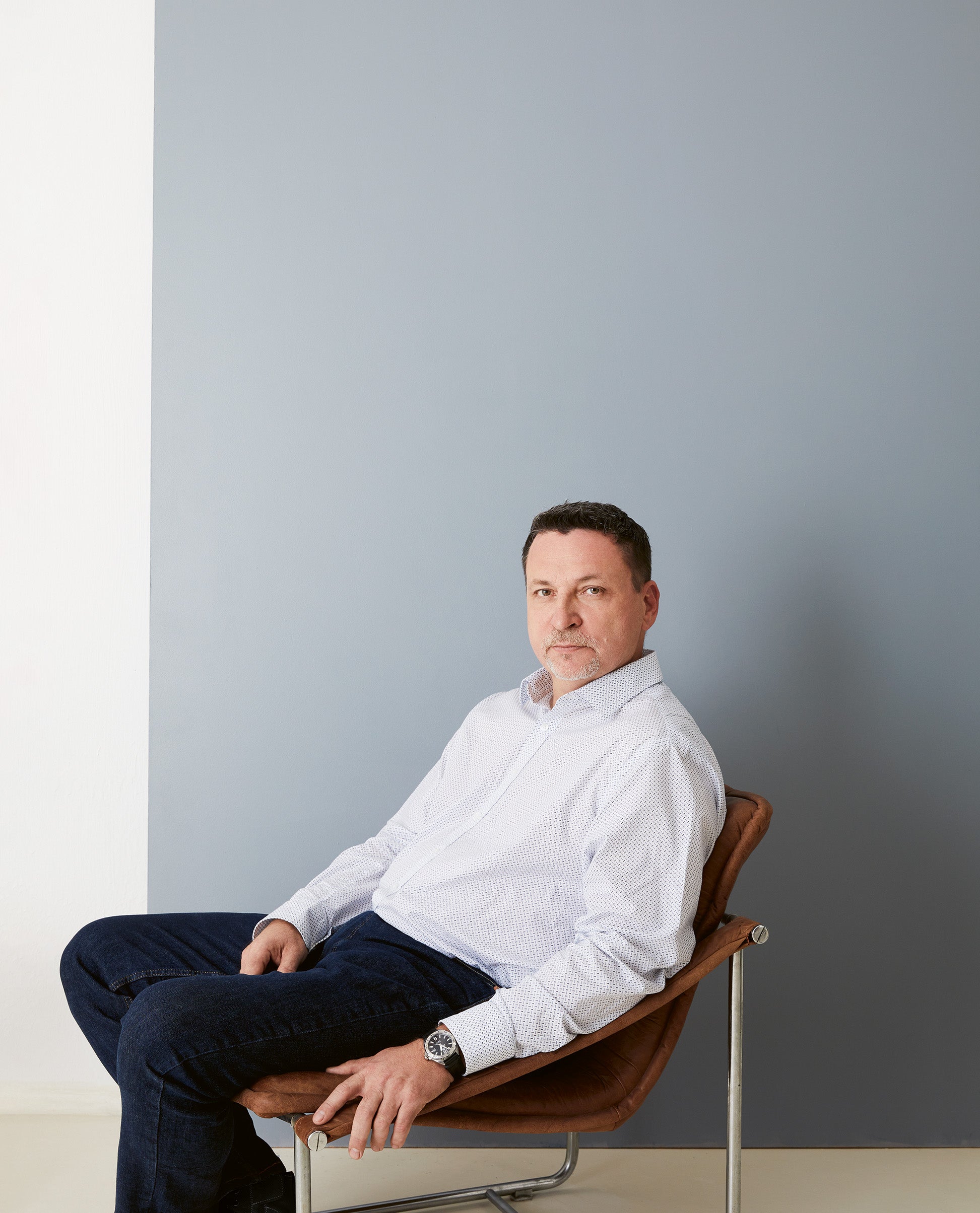 Chirurg, který posouvá hranice. Příběhy z operačního světa Jiřího Froňka