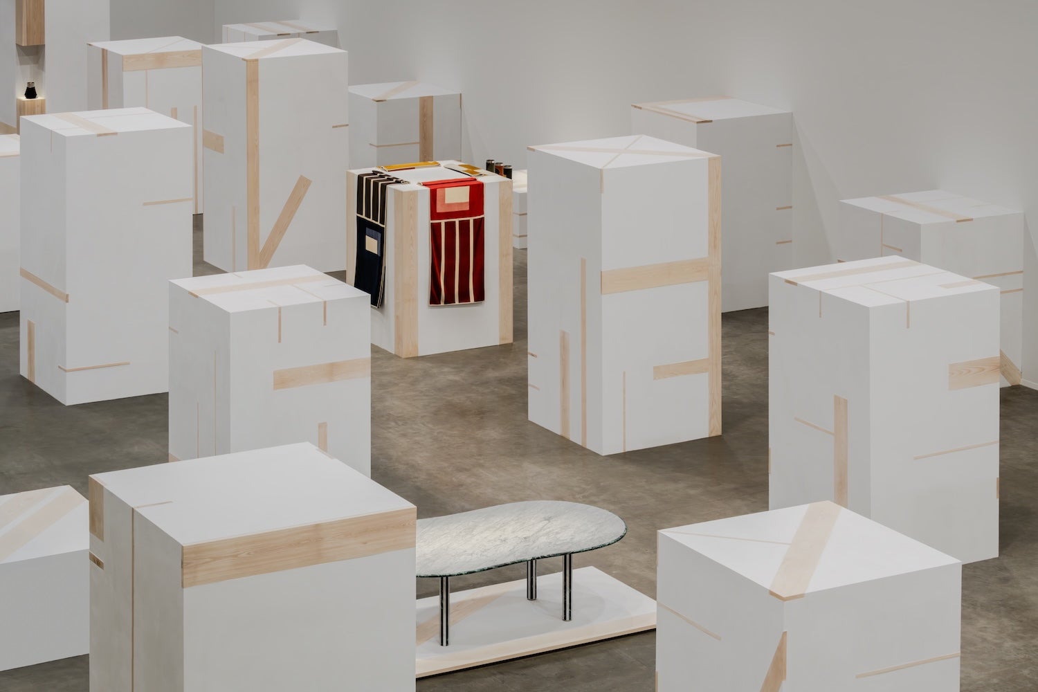 Oslava designu, řemesel i kreativity. Prohlédněte si to nejlepší z letošního Milan Design Weeku