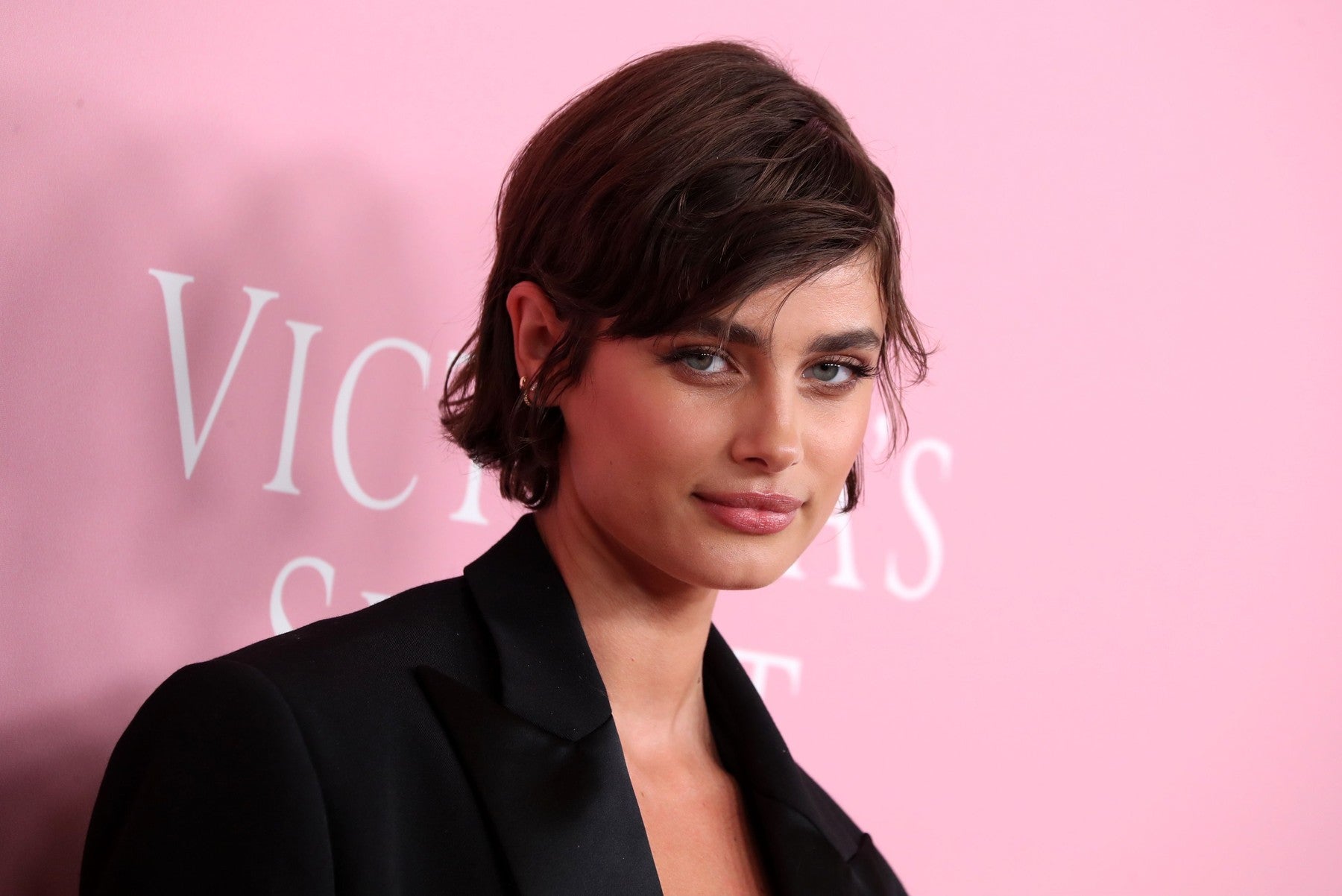 Taylor Hill na Victoria's Secret The Tour '23 v New Yorku, září 2023