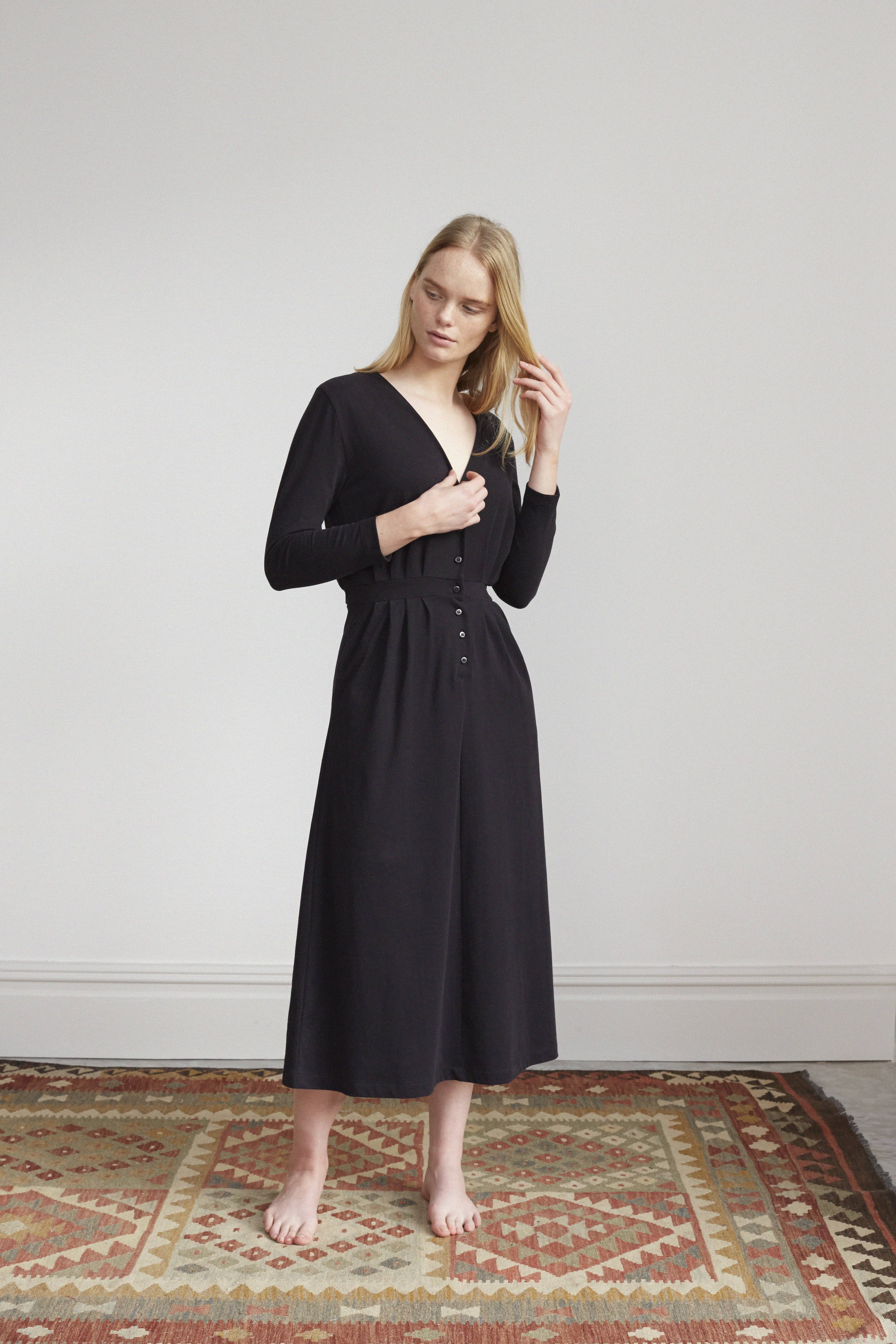 Šaty Ruth, Beaumont Organic (prodává Nila), 3690 Kč Šaty Ruth, Beaumont Organic (prodává Nila), 3690 Kč