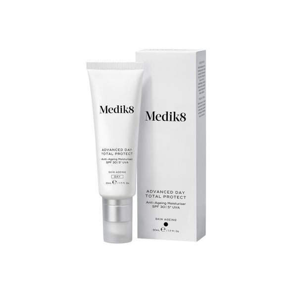 Anti-ageing denní hydratační krém s SPF 30 a 5* UVA, Medik8, prodává Medaprex, 1570 Kč