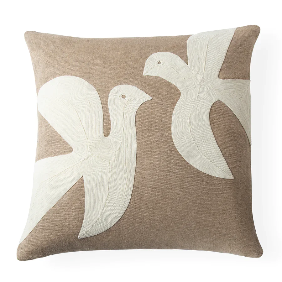 Polštář Biarritz Love Doves, JONATHAN ADLER , prodává  Jonathan Adler, 148 dolarů