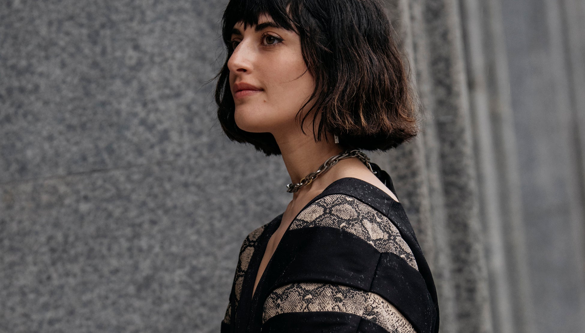  Nejmenší kabelky, největší šperky. Tbilisi street style 