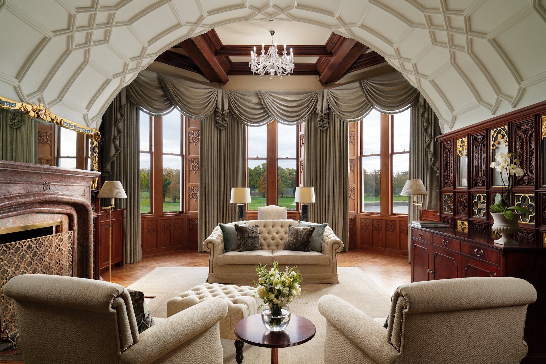 Suite Lady Caroline v hotelu Adare Manor v Irsku