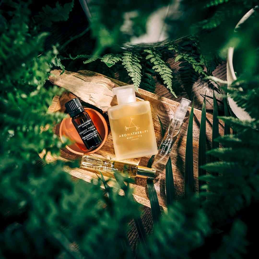 Řada Forest Therepy, AROMATHERAPY ASSOCIATES, prodává Mandarin Orientel Prague