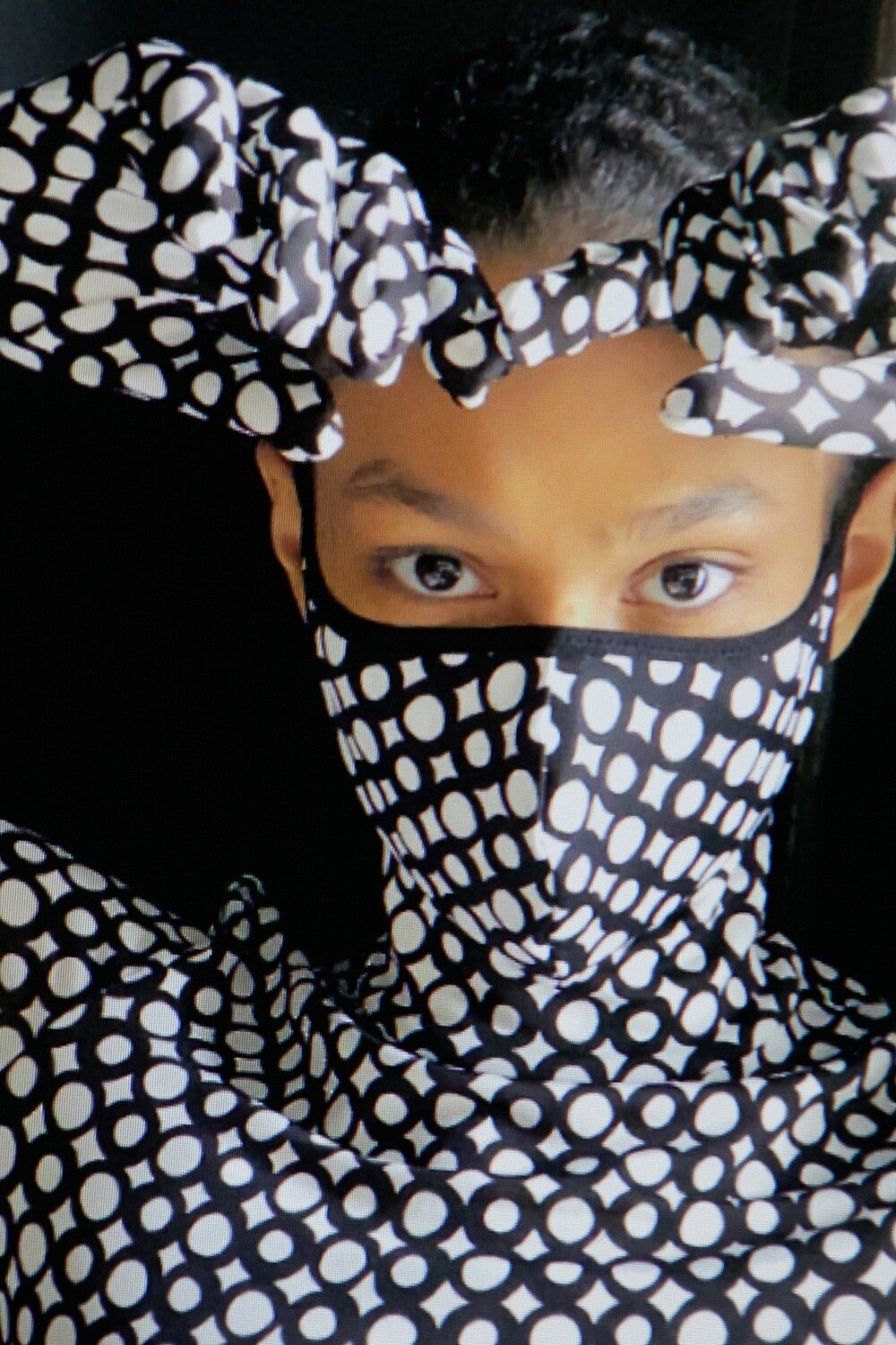 Oblečení budoucnosti: plně recyklovatelná a antibakteriální druhá kůže