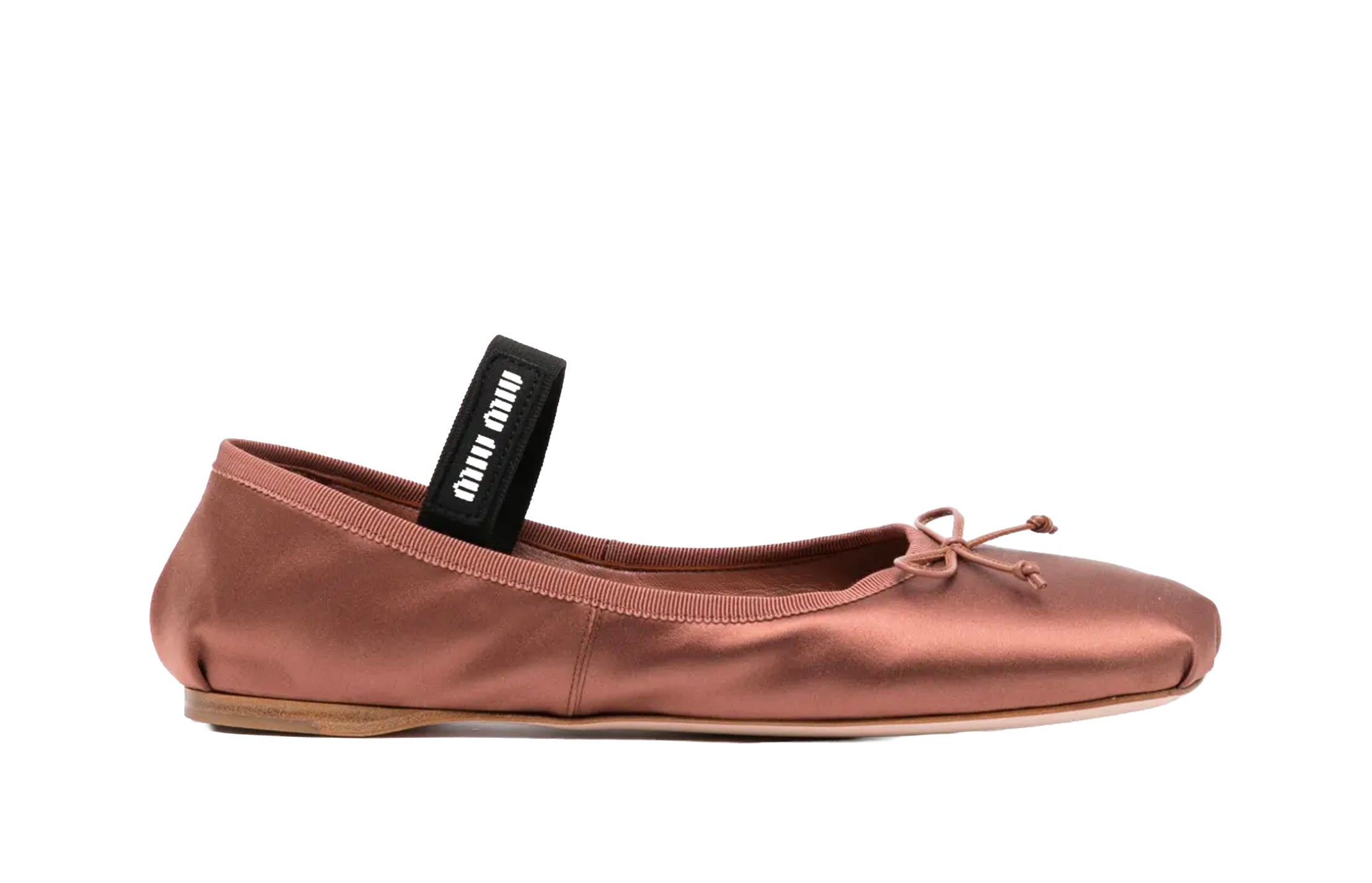 Saténové baleríny, MIU MIU, 820 €