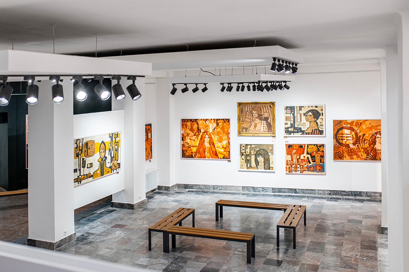 Z obýváku do galerie. Příběh Ivana Sedliského a muže, který se rozhodl jeho dílo vrátit lidem