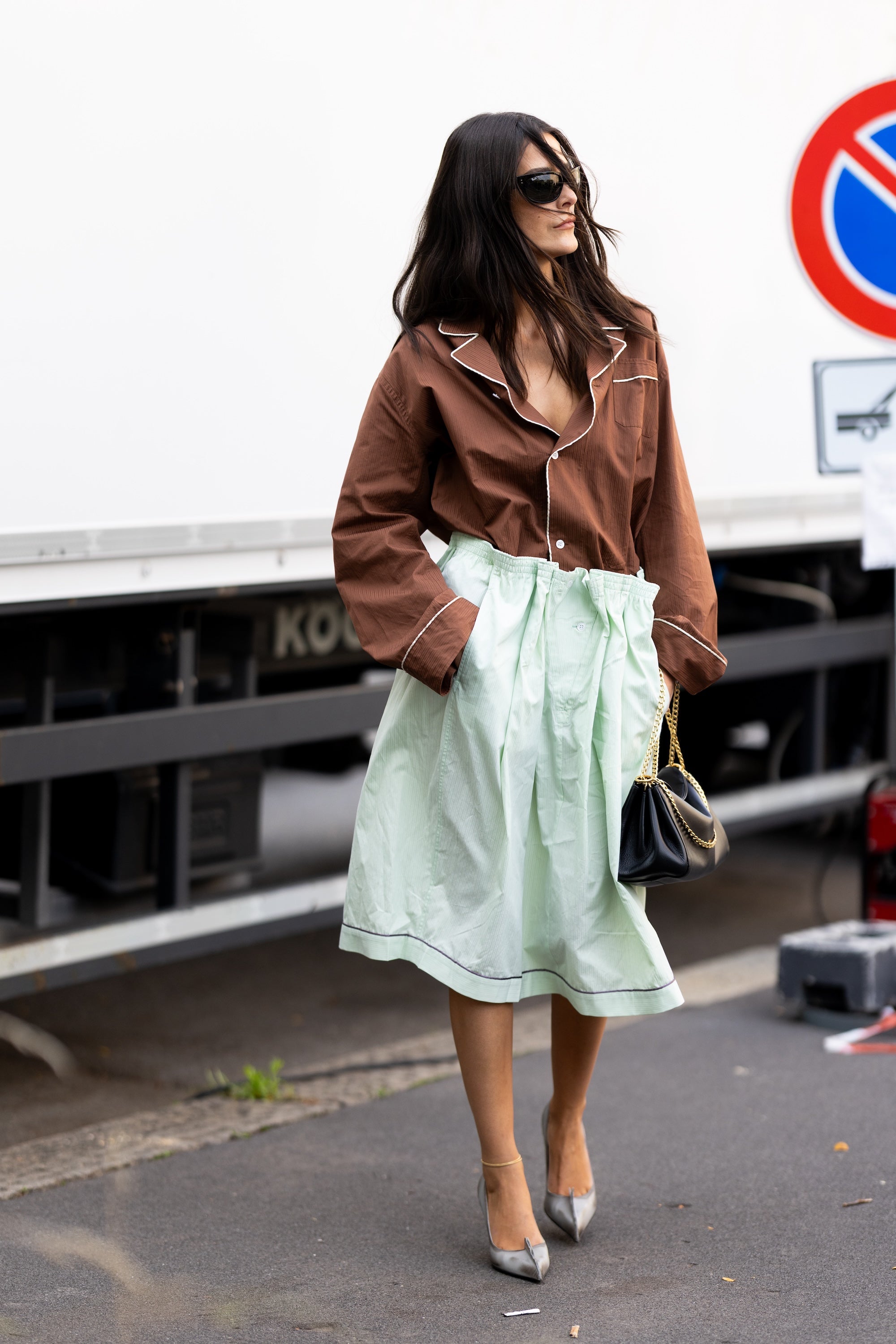 Hedvábí, len, úplet, bavlna: Pohodlné sety, ve kterých budete vypadat upraveně
