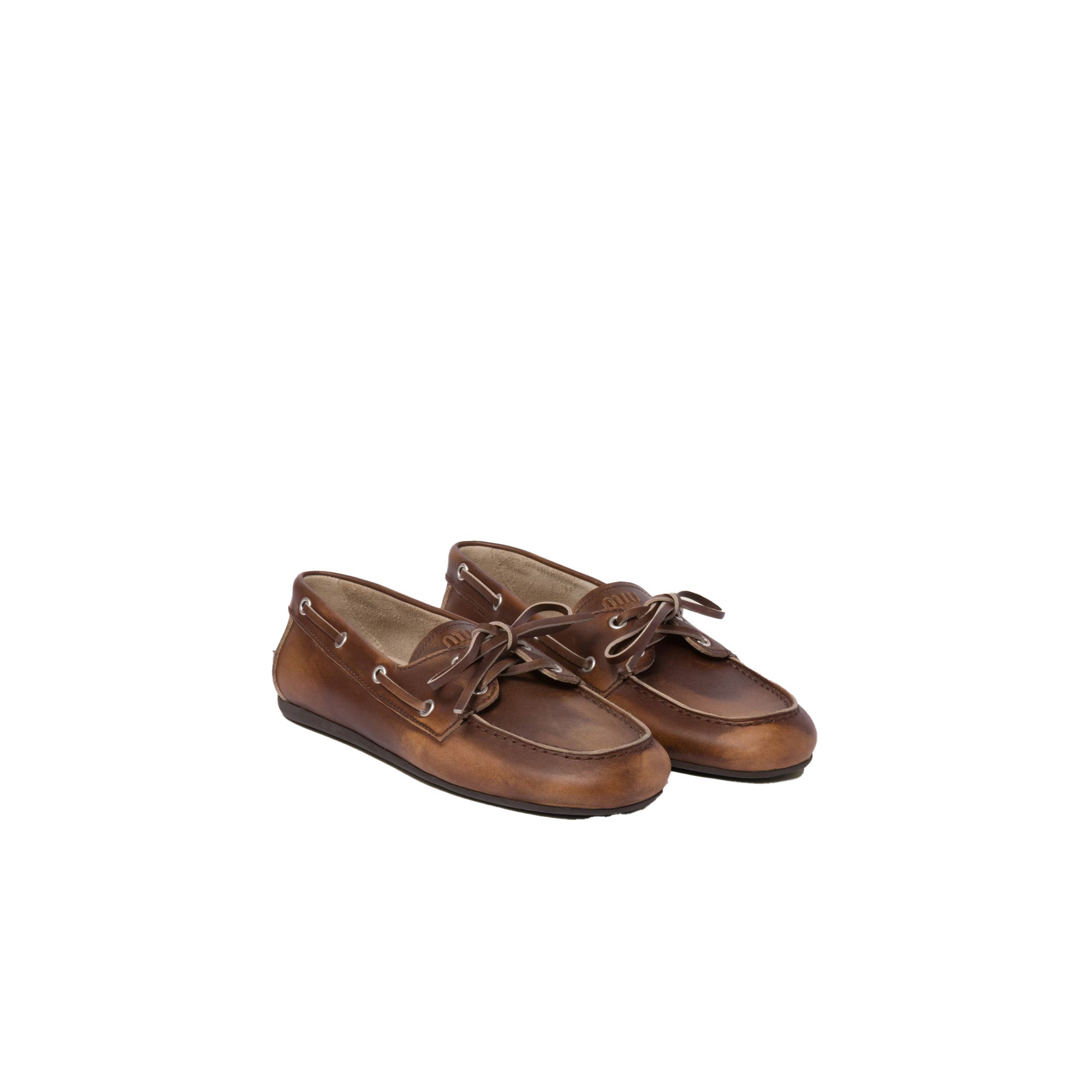 Námořnické mokasíny z odbarvené kůže, MIU MIU, 770 €