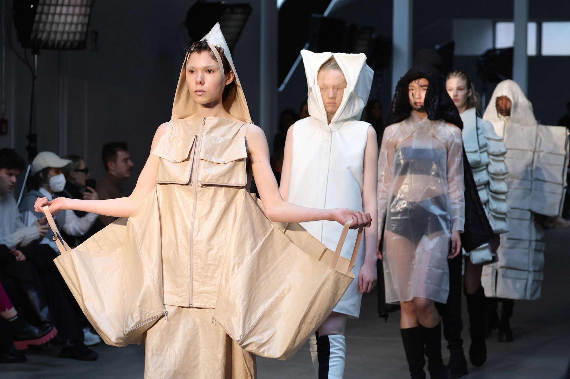 Kolekce, které přinesly na Berlin Fashion Week emoce i otázky