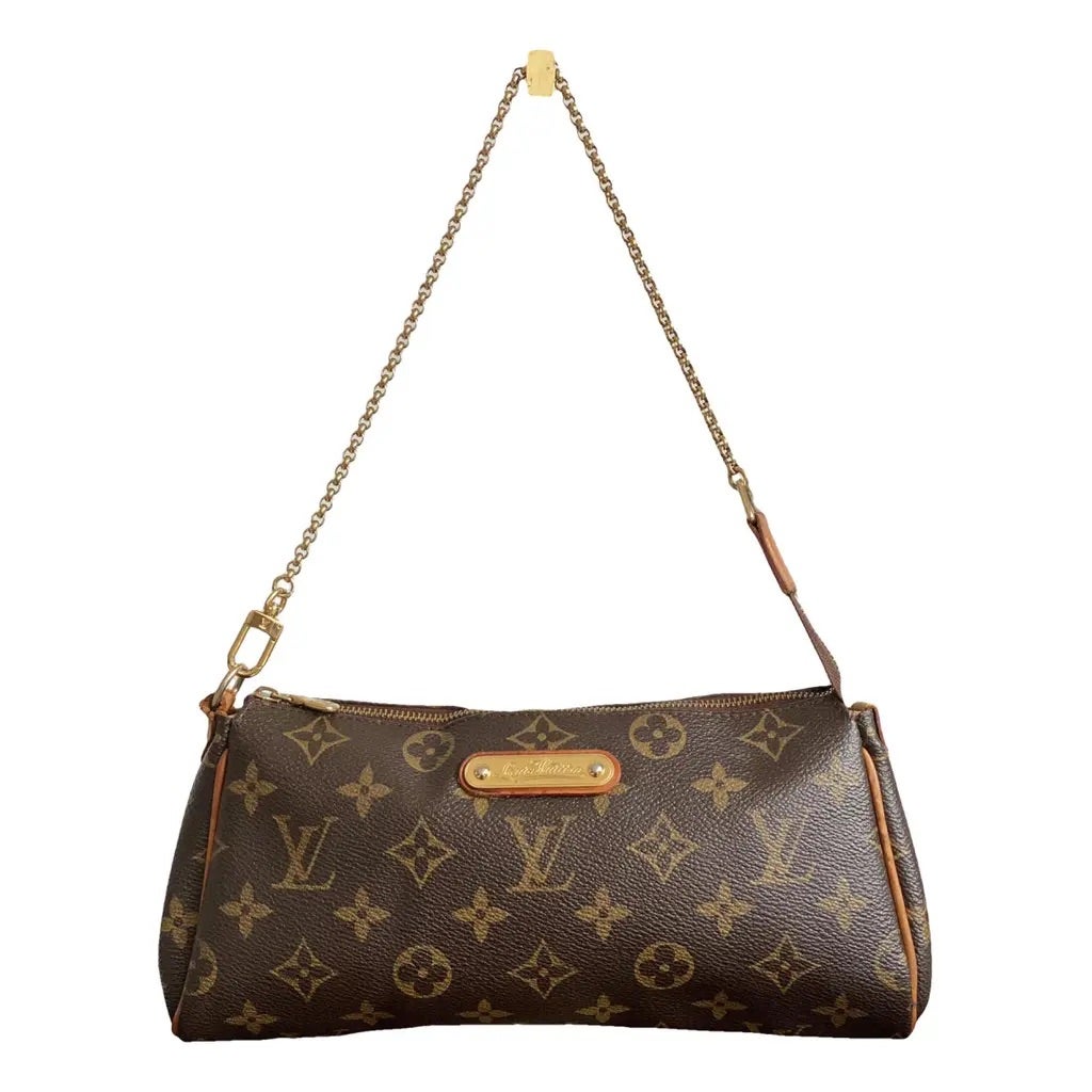 Logo clutch Eva, LOUIS VUITTON, prodává Vestiaire Collective, 589,40 €