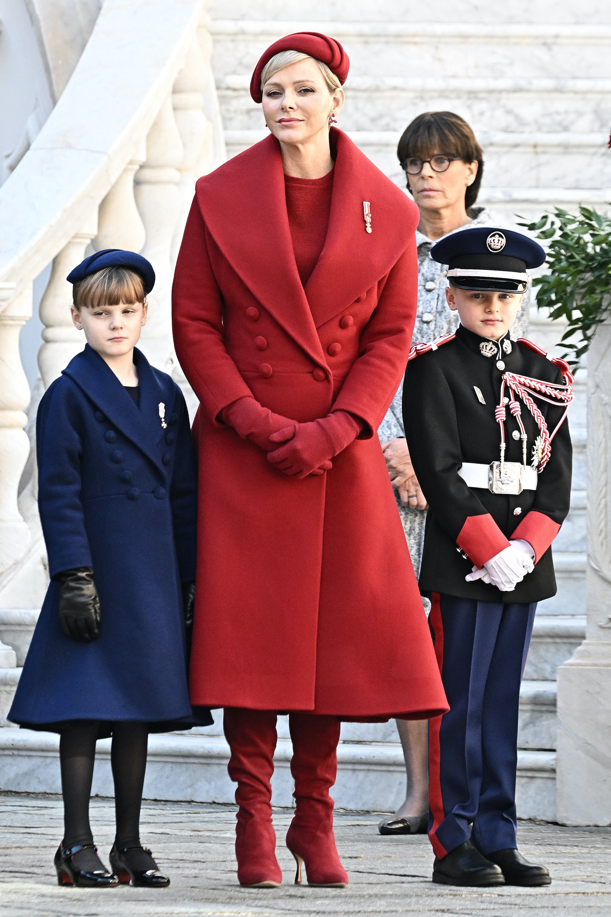 Nejkrásnější kabáty sezony podle královny a princezen