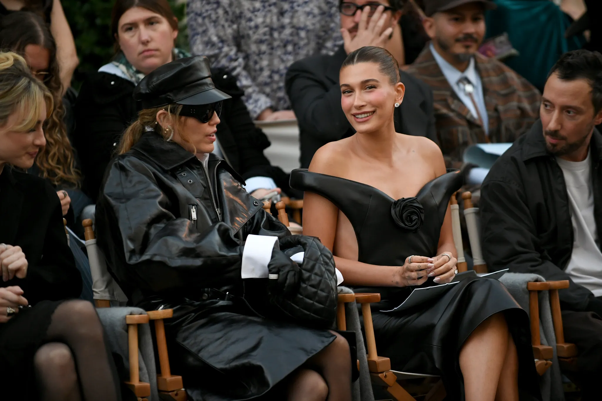 Vogue World Hollywood: Hailey Bieber v šatech Mugler