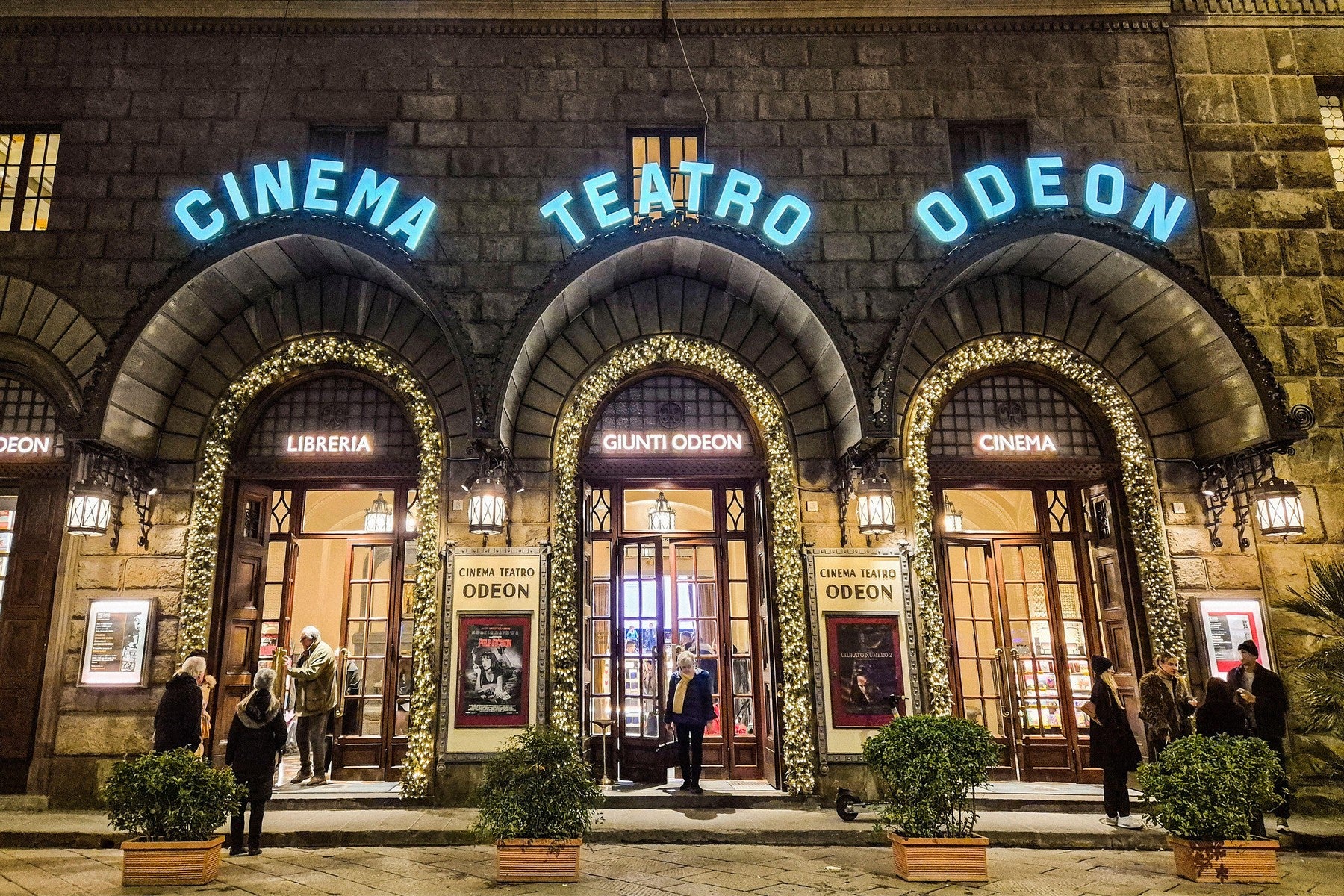 Giunti Odeon ve Florencii: Chrám umění, kde se potkávají milovníci knih i filmů