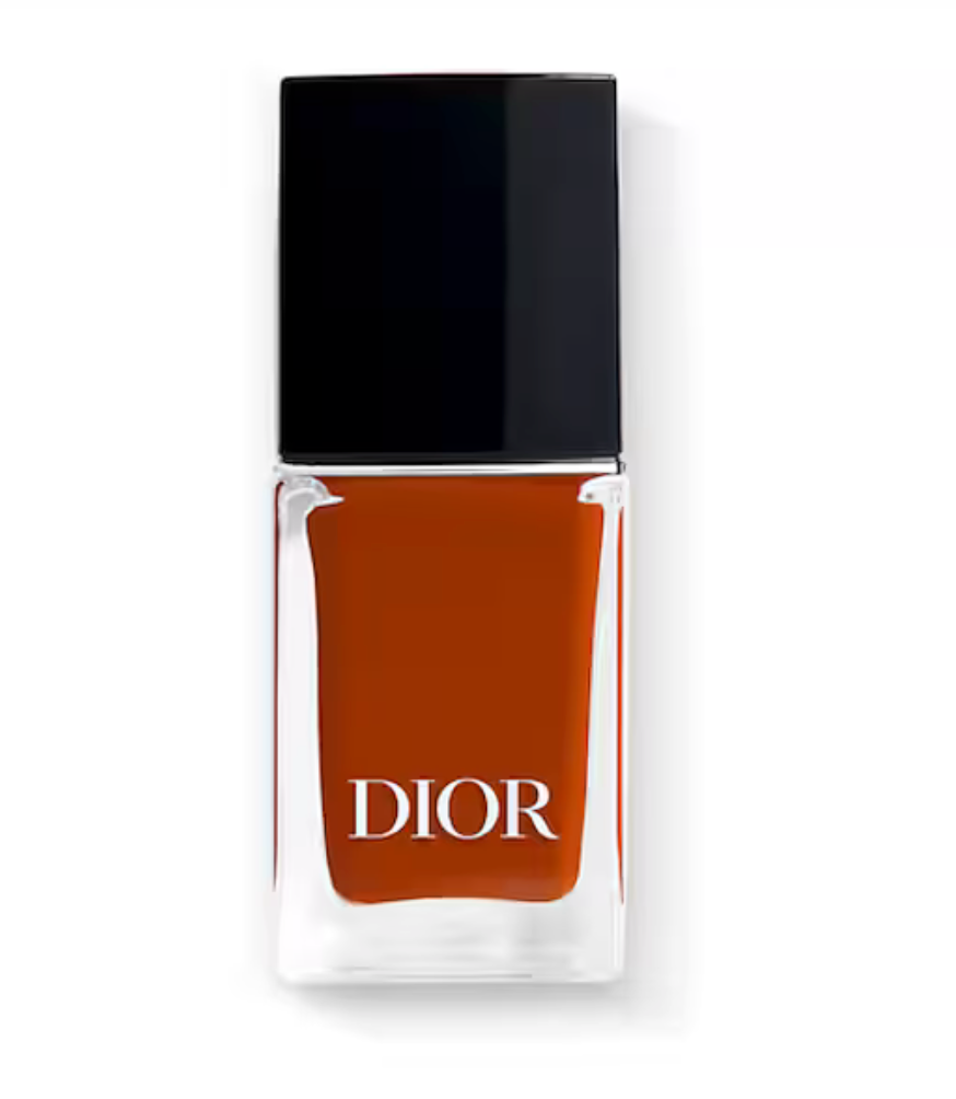 Dior Vernis, lak na nehty s gelovým efektem, odstín Rouge Cinéma, DIOR, 880 Kč