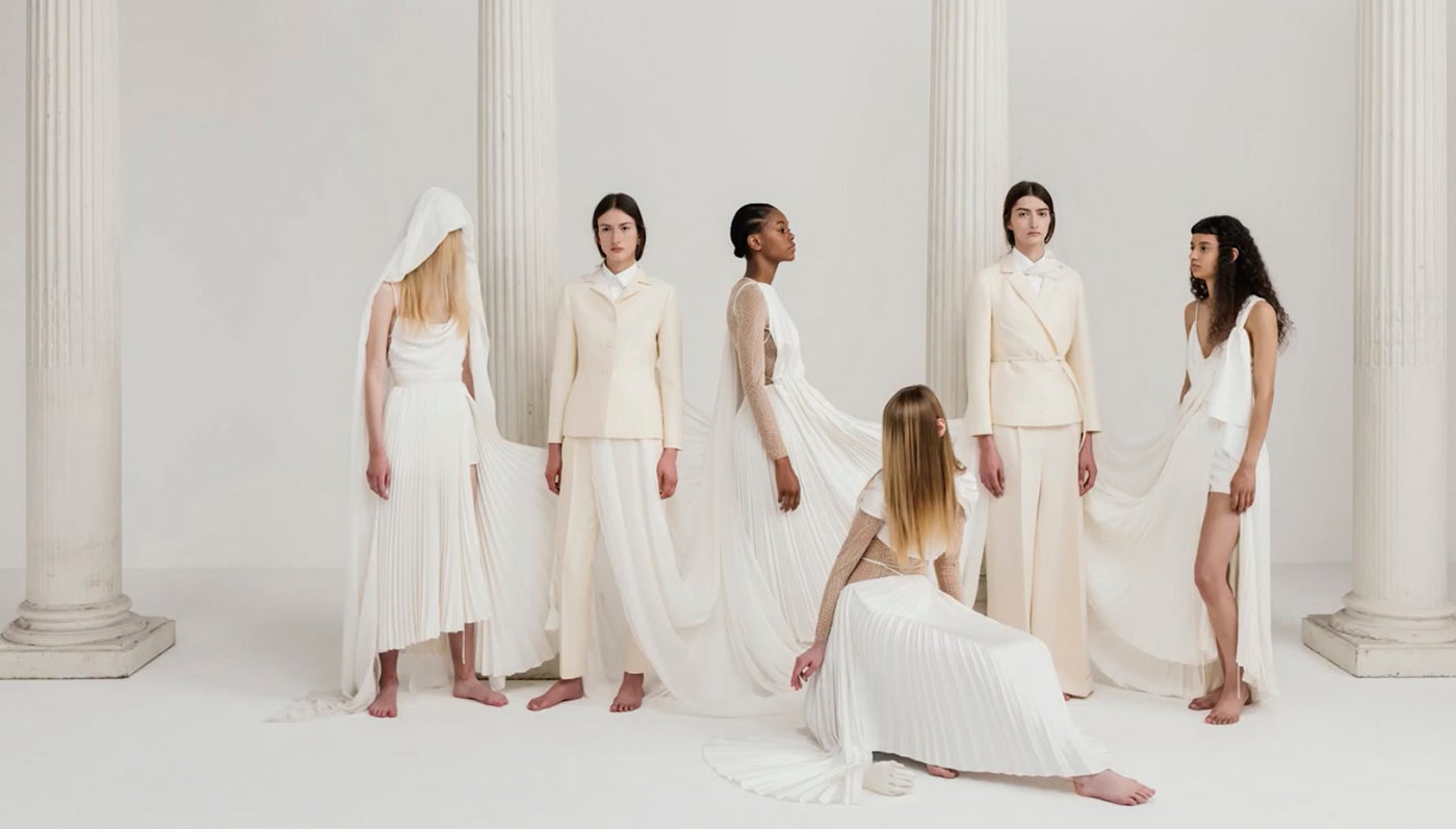 „Chci oslavit krásu Řecka.“ Maria Grazia Chiuri o kolekci Dior Cruise 2022 v Athénách