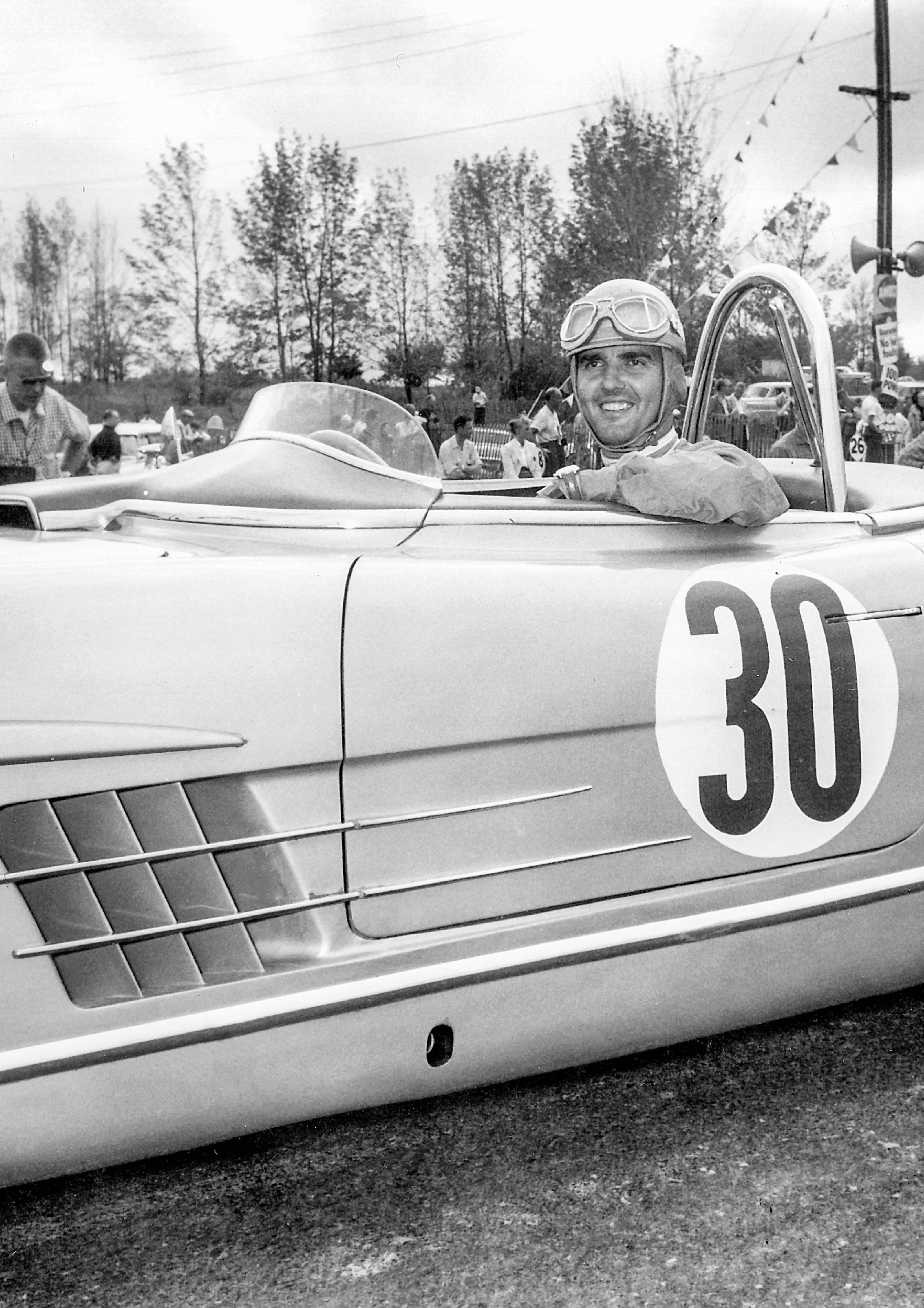 Mercedes–Benz Studio Mánes