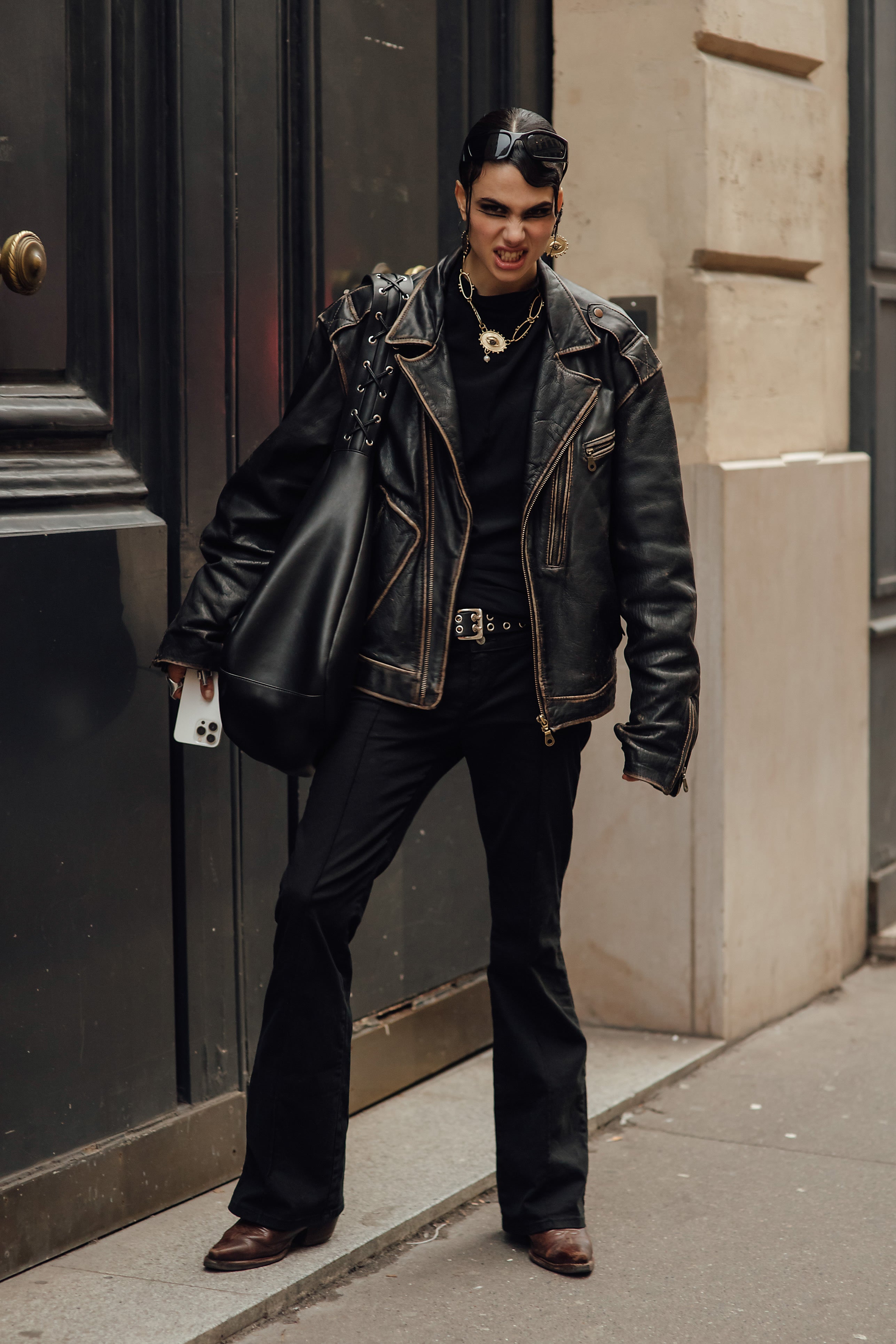 Prudce nakažlivý trend. Kdo vymyslel koženou bundu zvanou křivák a proč ji všichni potřebujeme