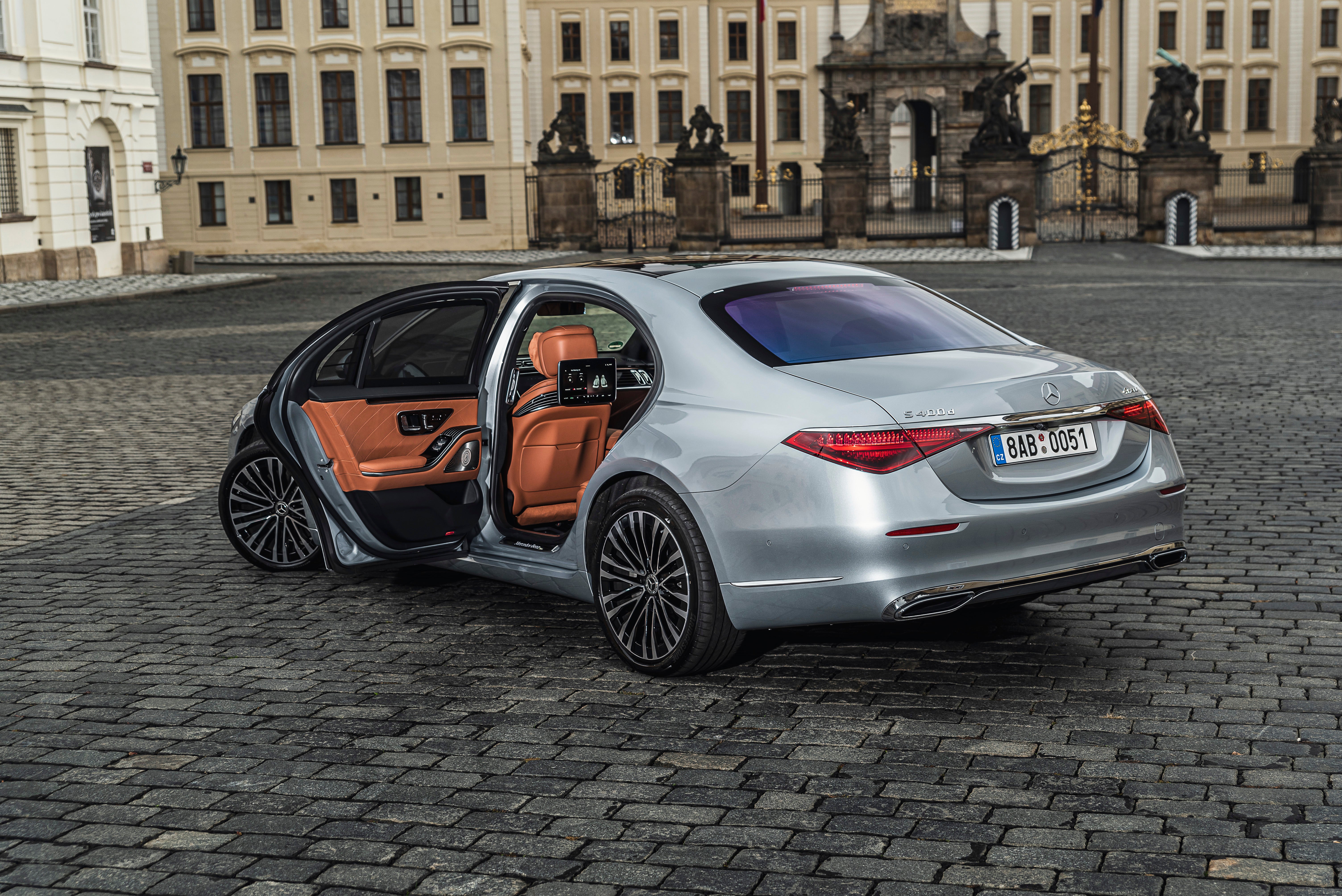 Autor: Mercedes-Benz Autor: Mercedes-Benz