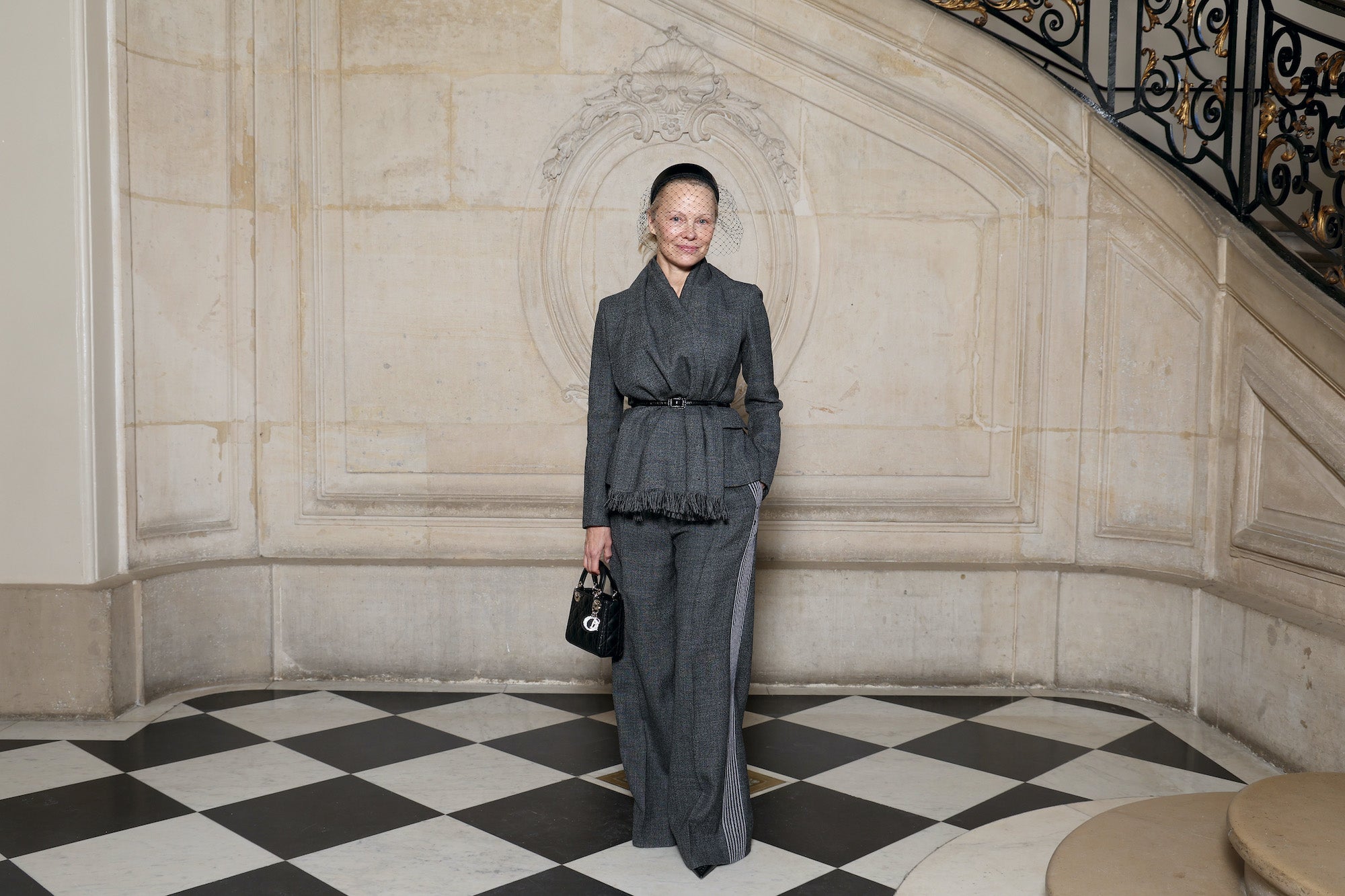 Pamela Anderson na přehlídce Dior Haute Couture jaro - léto 2025, 27. ledna 2025