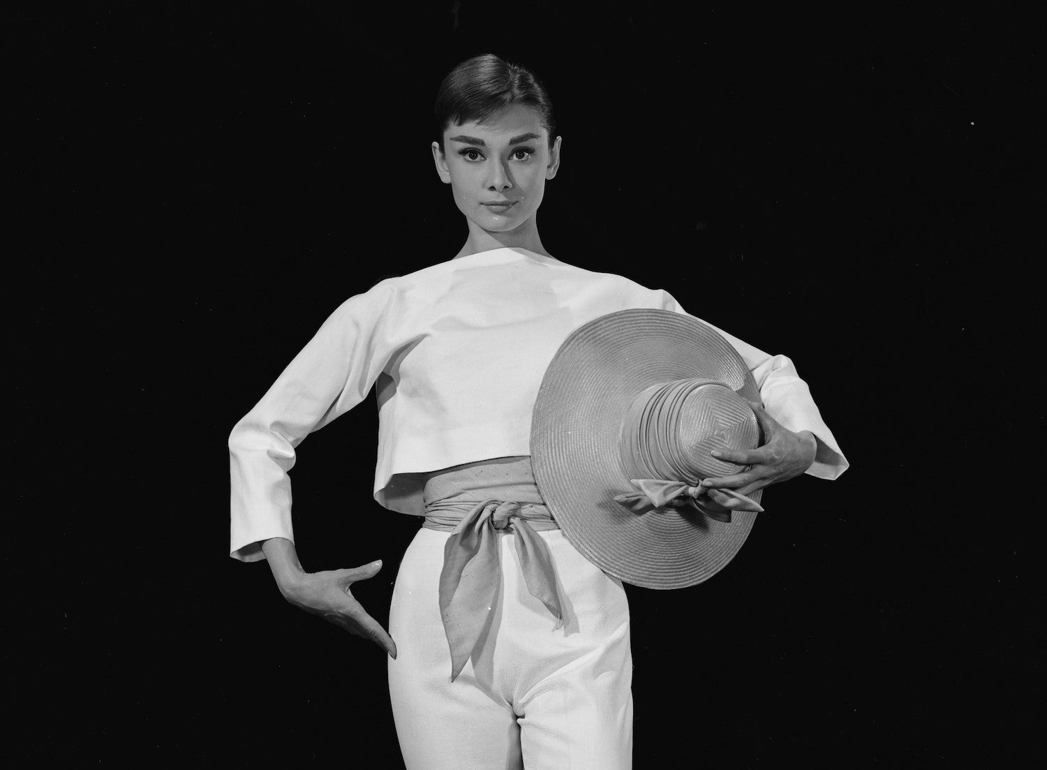 Elegantní kalhoty s ambicí nahradit šaty se stávají žhavým trendem