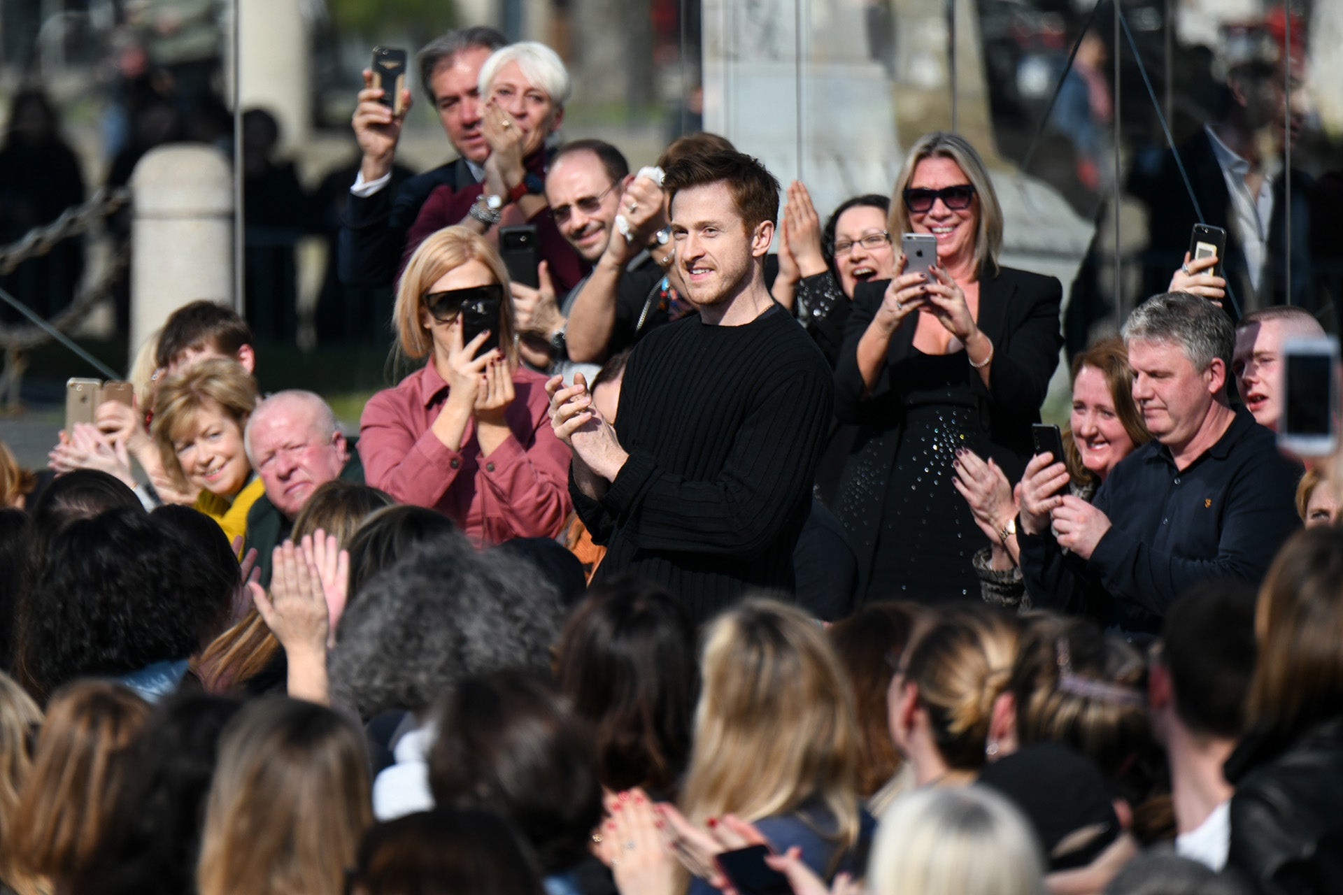 Daniel Lee se stal novým kreativním ředitelem Burberry 