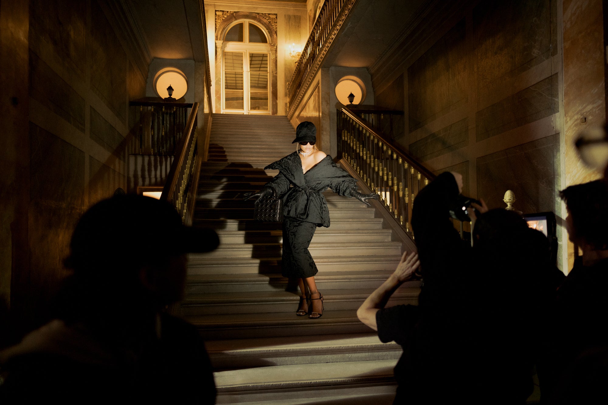 Rihanna v kampani na parfém Dior J'adore