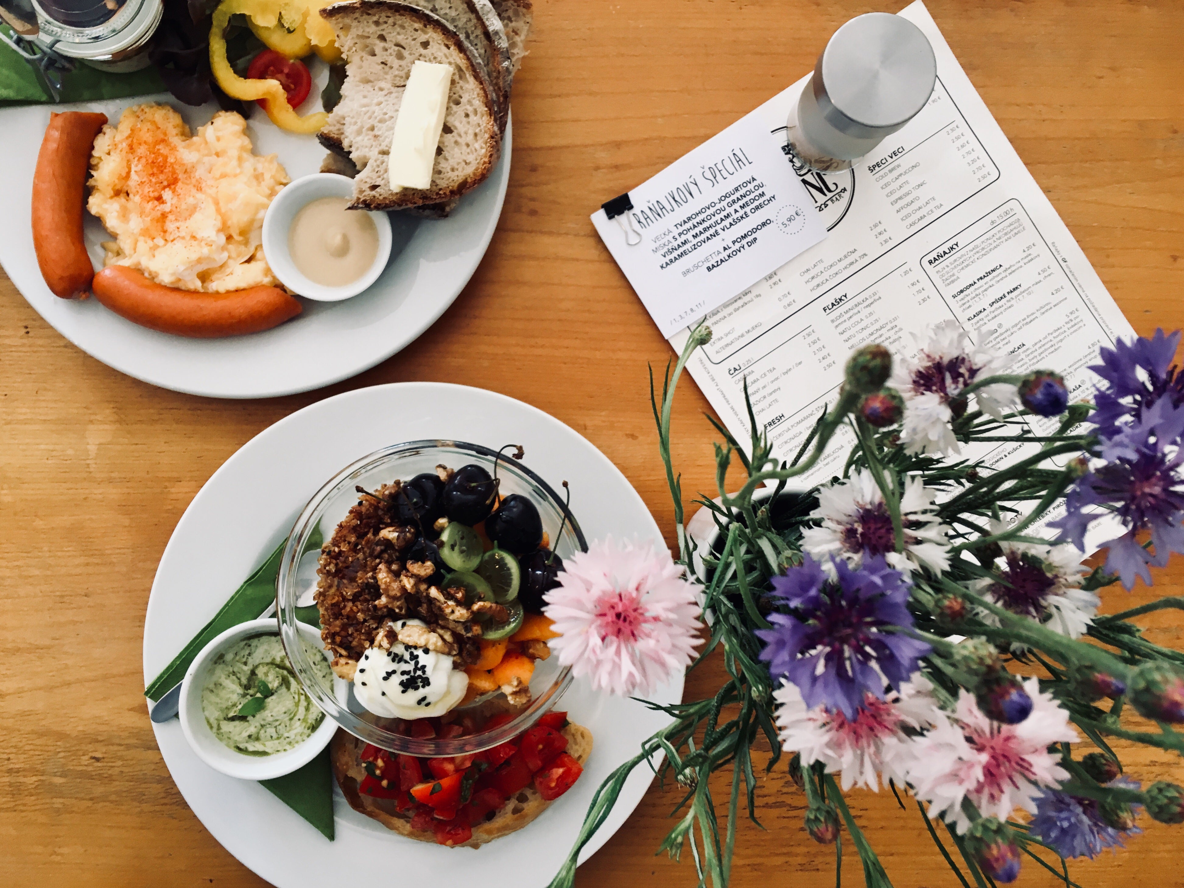 Bratislavský brunch & coffee guide pre #instaworthy leto! 