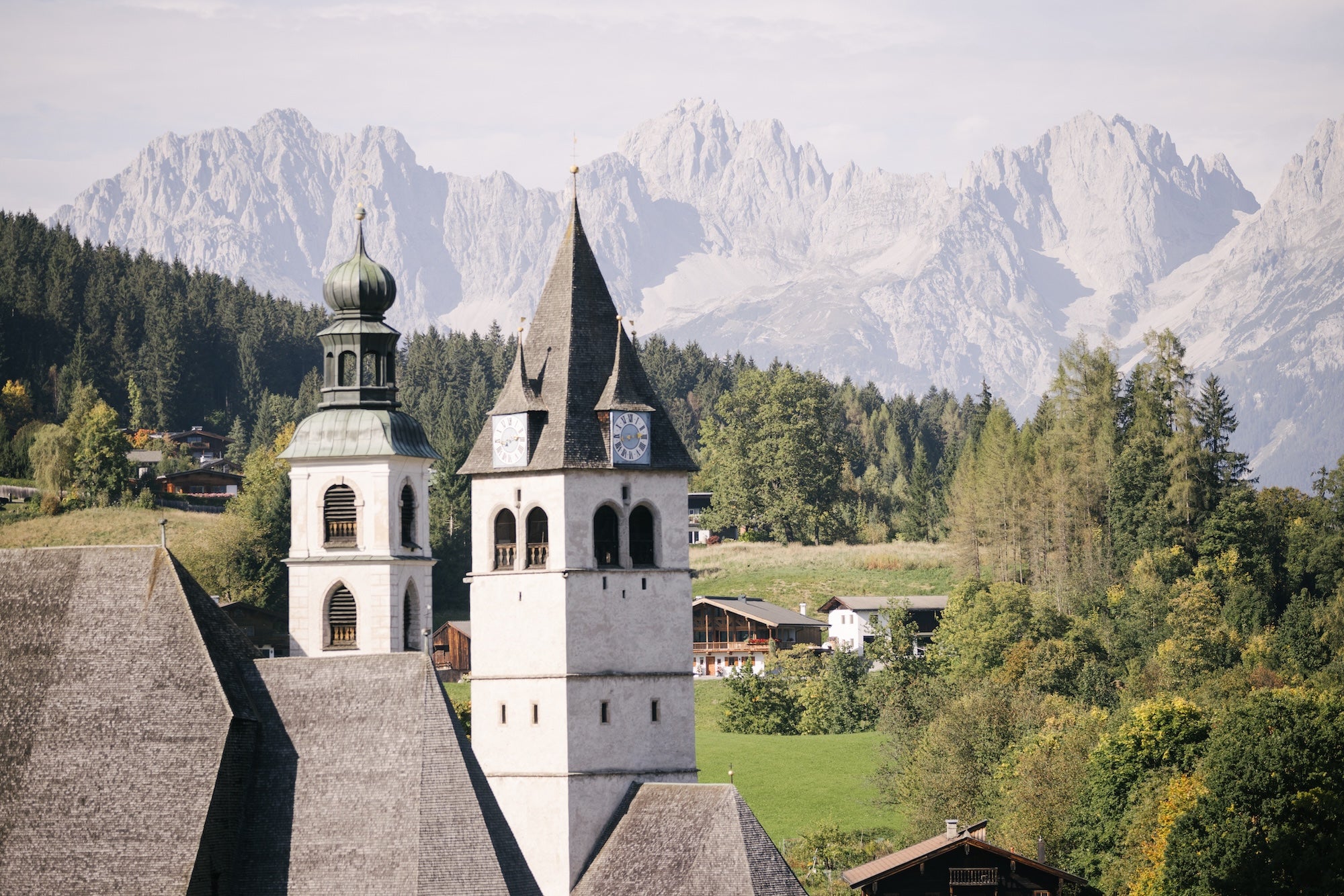 Proč jet do Kitzbühelu v létě: turistika, golf i nové zážitky s KitzCard