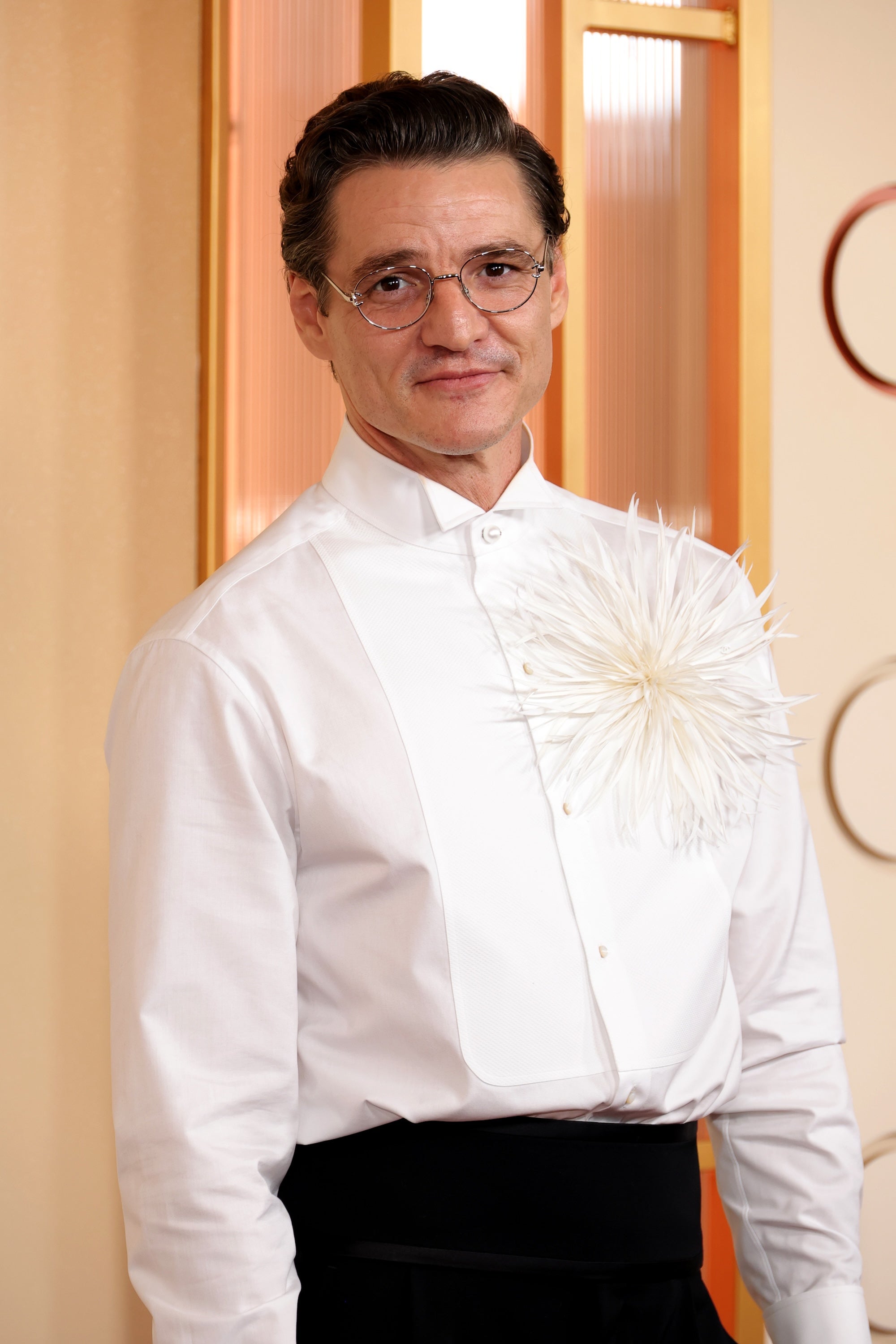 Oscars 2026: Pedro Pascal v Chanel