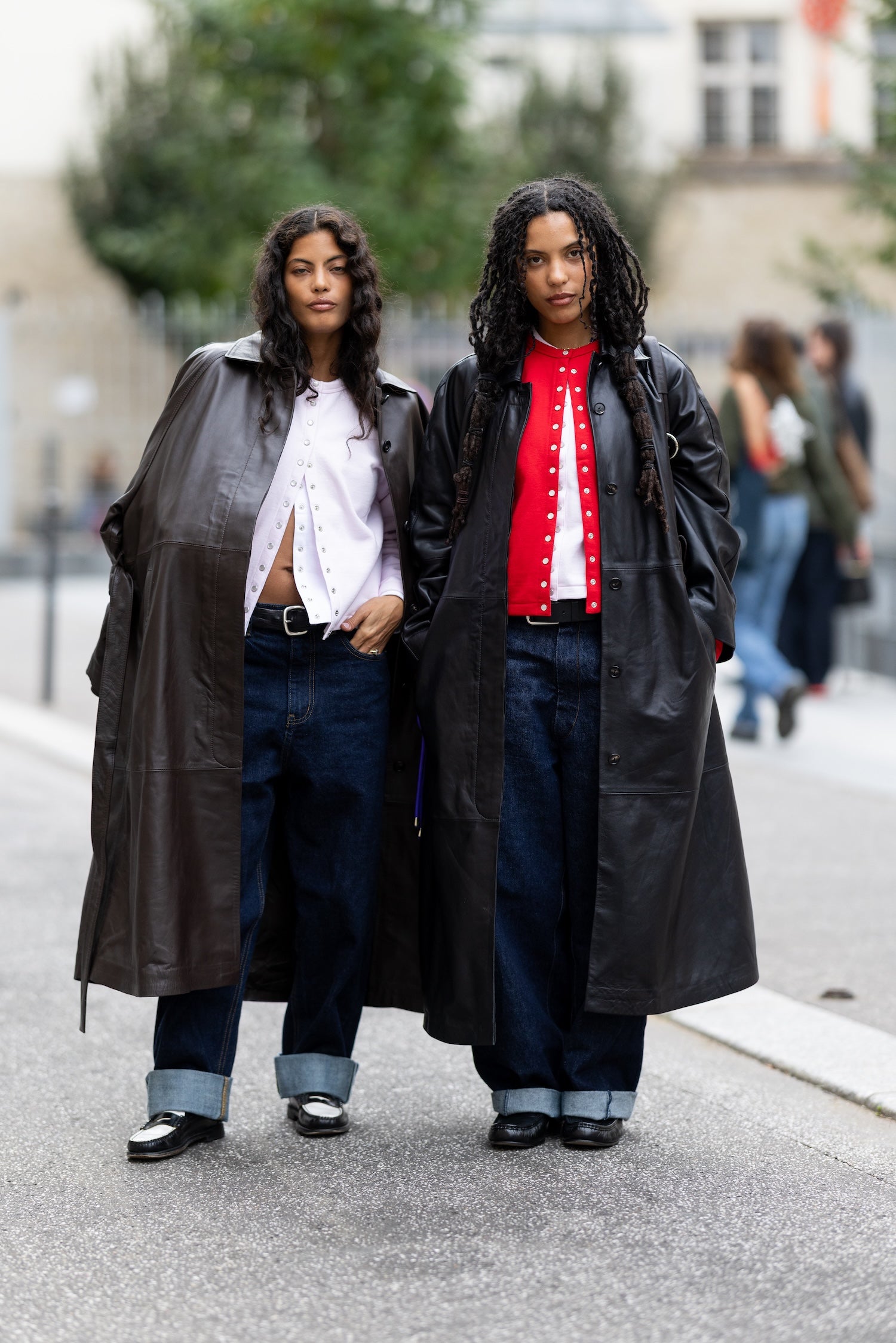 Kožený trenčkot. Kabát, který na podzim nebudete chtít sundat