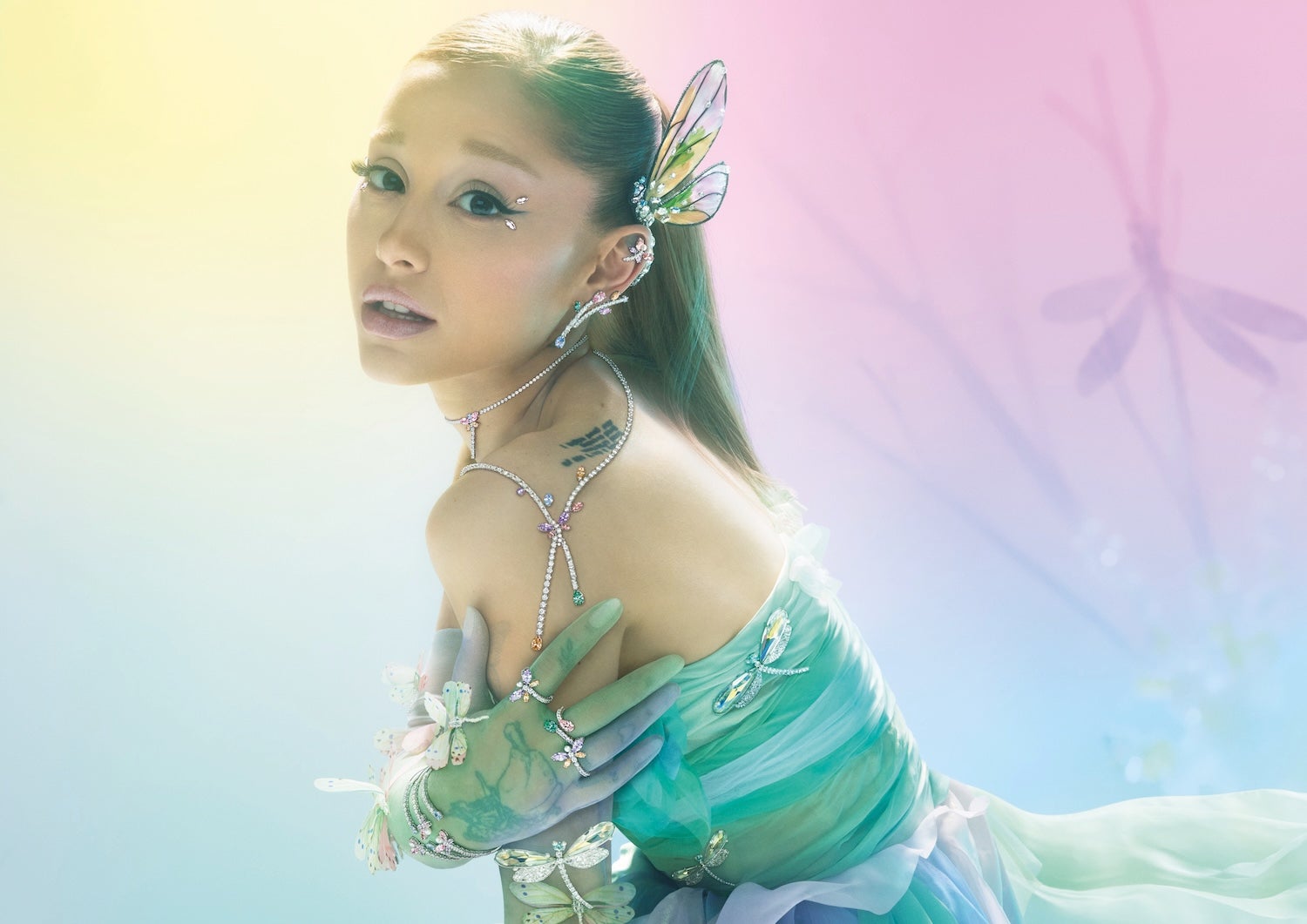 Křišťálová zahrada. Ariana Grande navrhla kolekci pro Swarovski