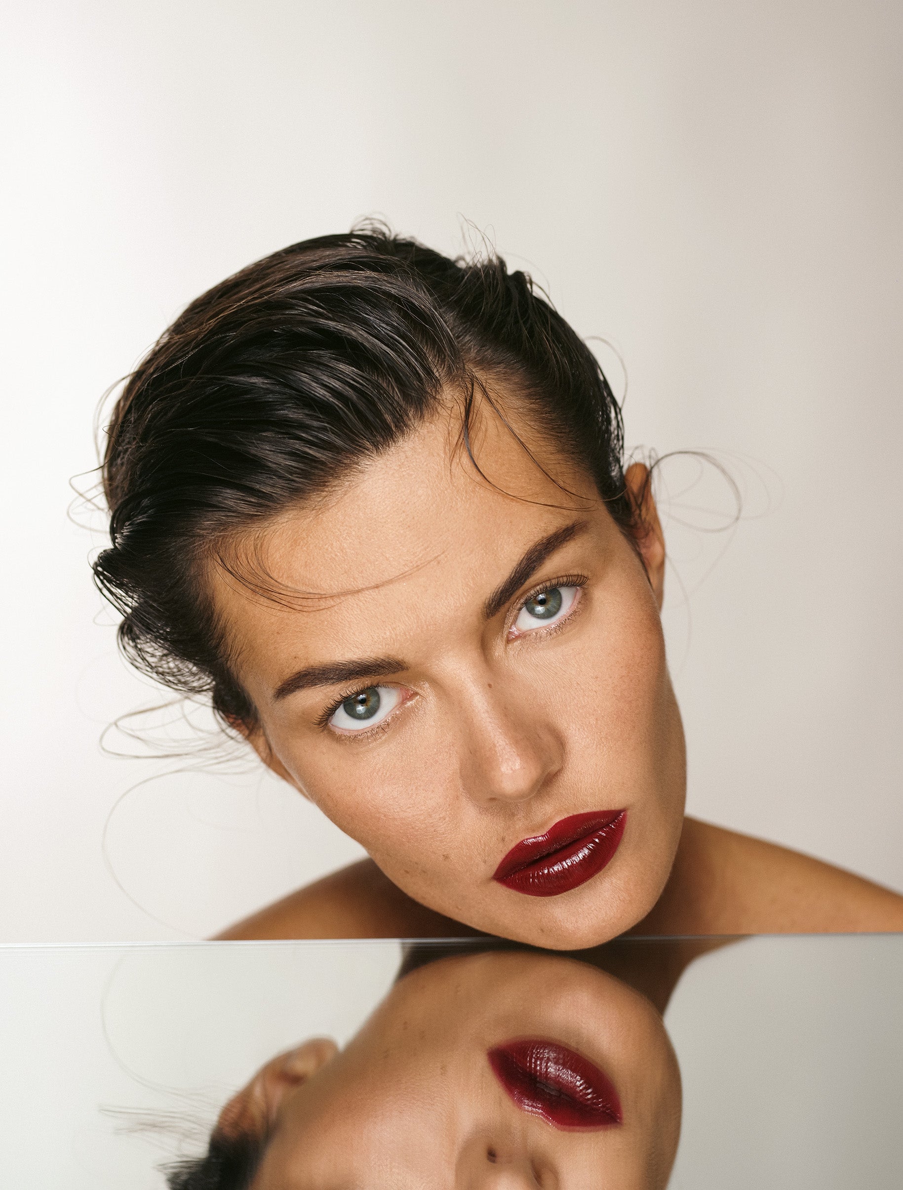 Lip Sync: Nová příloha Vogue Beauty radí, jak o rty pečovat, jak je zvýraznit a které produkty vám nesmějí chybět v kabelce