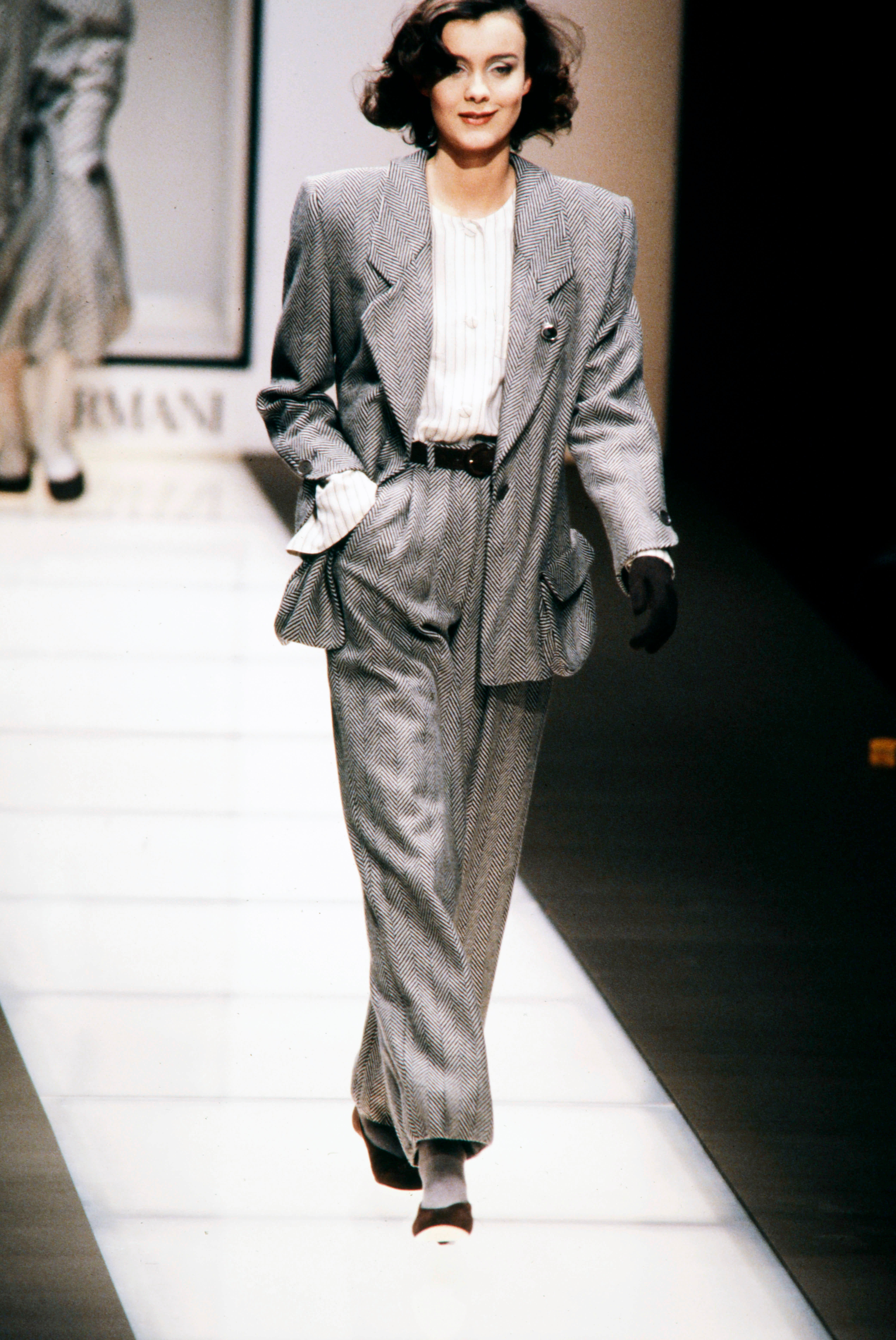 Kolekce podzim - zima 1987/1988 ARMANI Kolekce podzim - zima 1987/1988 ARMANI