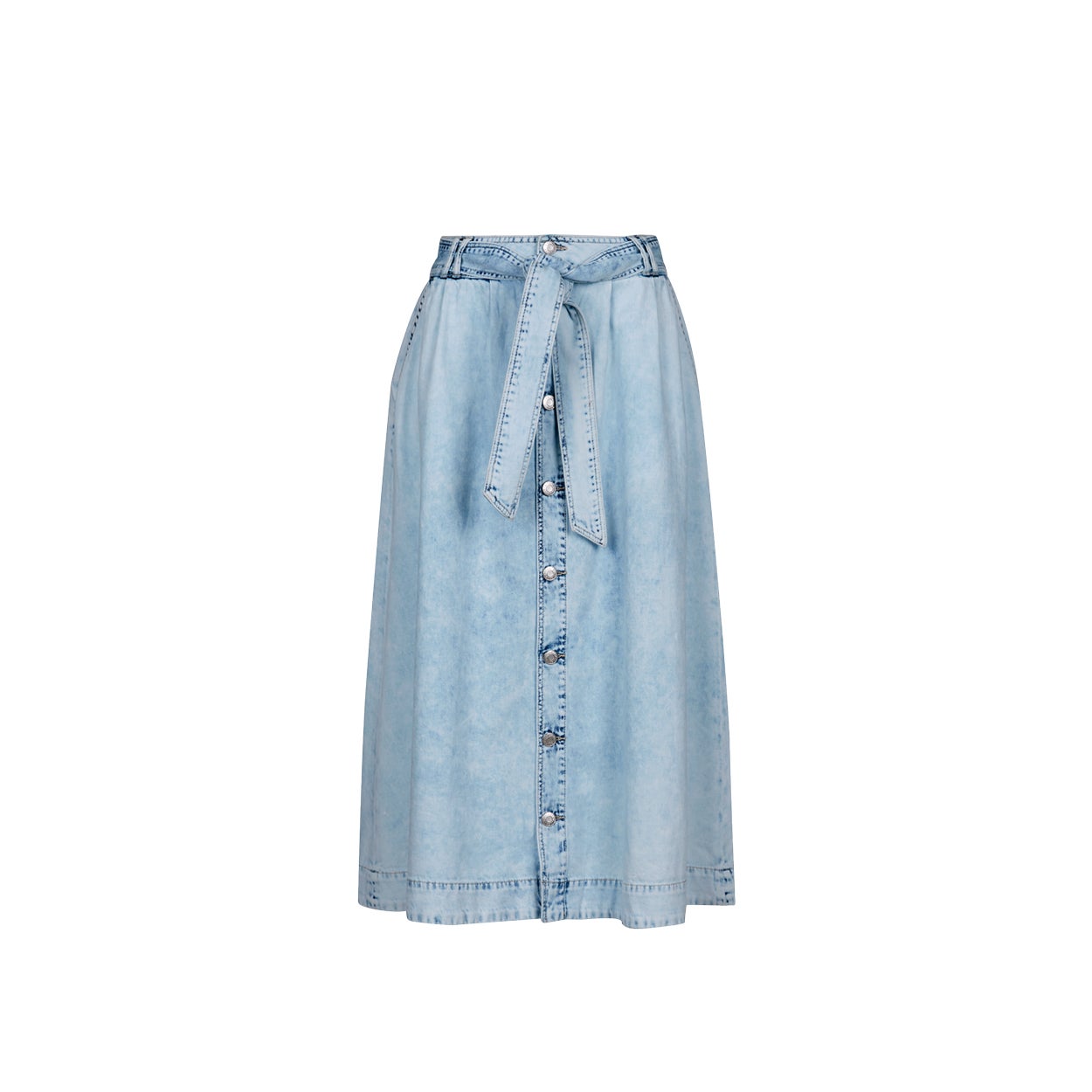 V trávě: Představte si, že kráčíte bosa v trávě a okolo lýtek se vám třepetá okraj džínové sukně, kterou snadno zkombinujete s jednoduchým tričkem nebo romantickou halenkou. Jako při procházce na louce se v ní budete cítit i na cestě do práce. Džínová sukně, s.Oliver, 1699 Kč