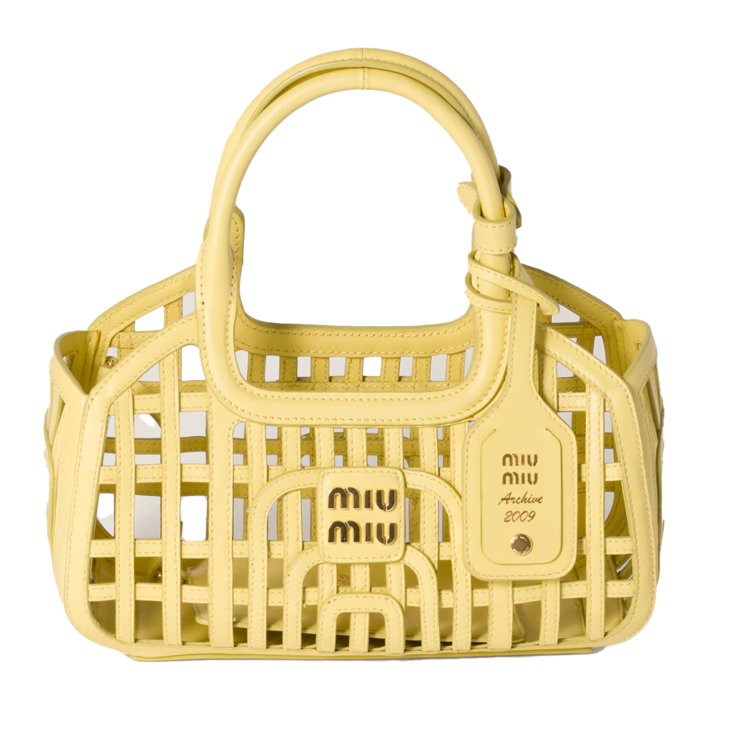 Kožený košík v citronově žluté, MIU MIU, 2 600 €