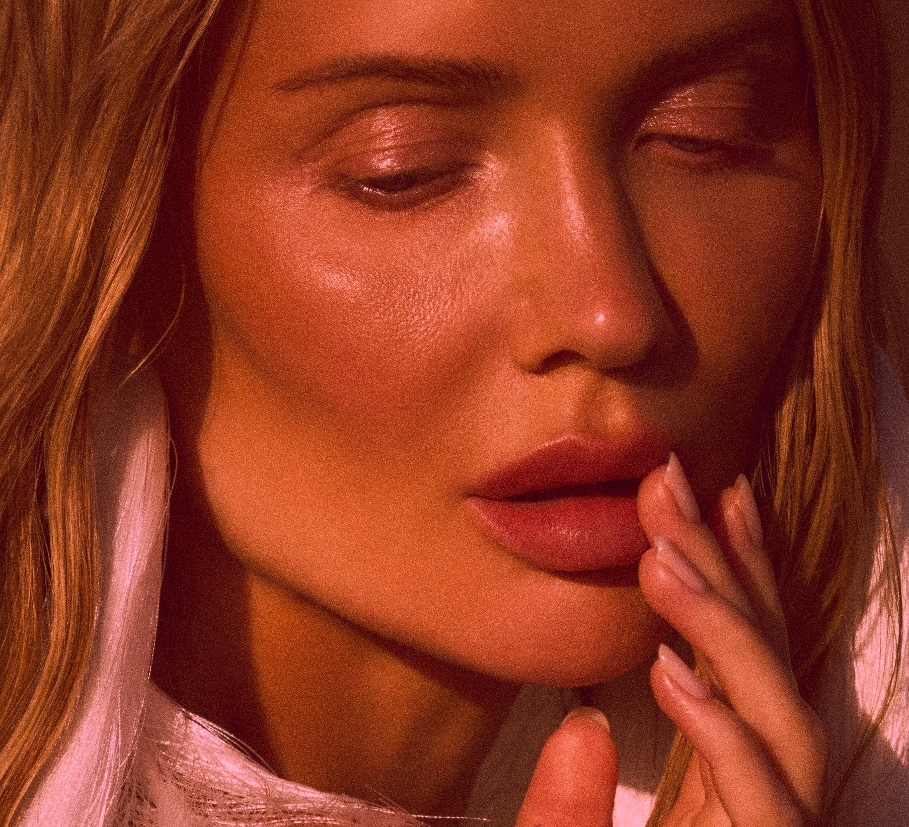 Zkuste popsickle lips. Šťavnatý a virální beauty trend, který vás vrátí do dětství, ovládl nejen TikTok