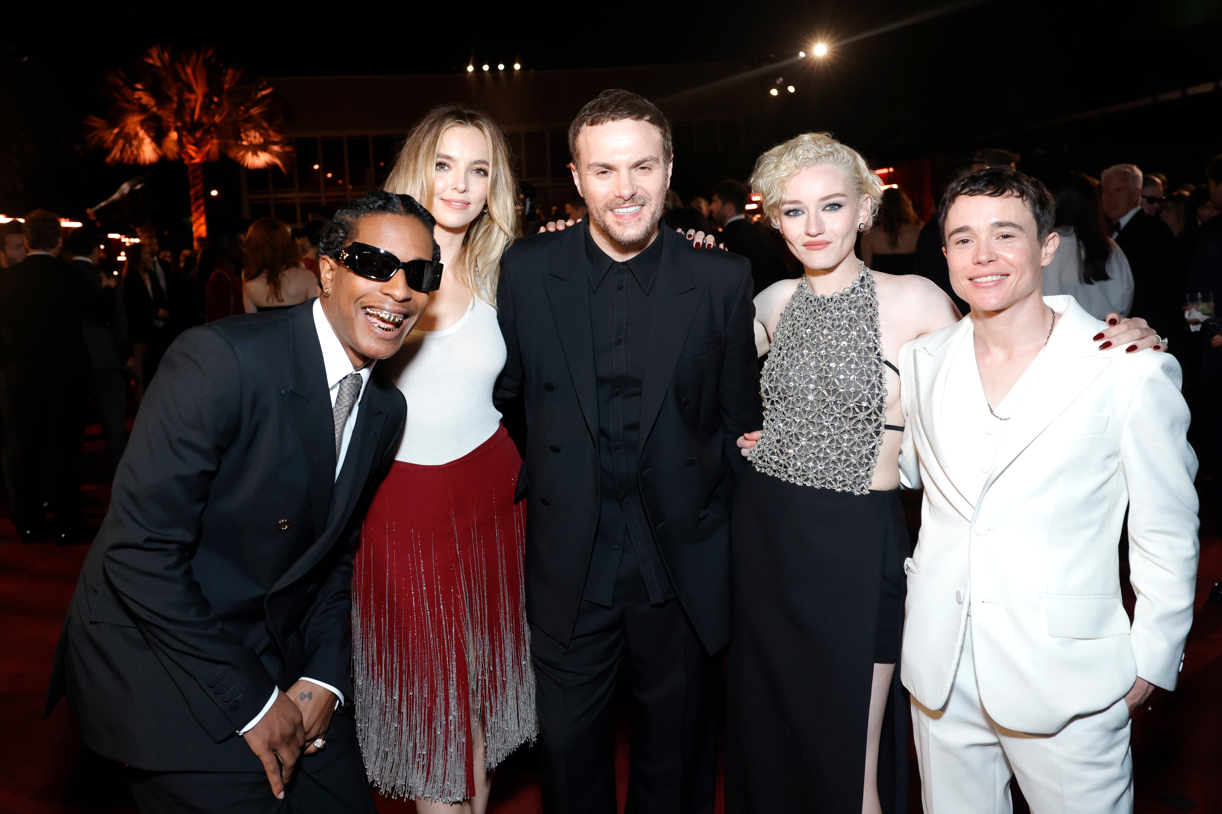 A$AP Rocky, Jodie Comer, kreativní ředitel Gucci Sabato De Sarno, Julia Garner a Elliot Page, všichni v Gucci na galavečeru LACMA Art+Film 2023 A$AP Rocky, Jodie Comer, kreativní ředitel Gucci Sabato De Sarno, Julia Garner a Elliot Page, všichni v Gucci na galavečeru LACMA Art+Film 2023