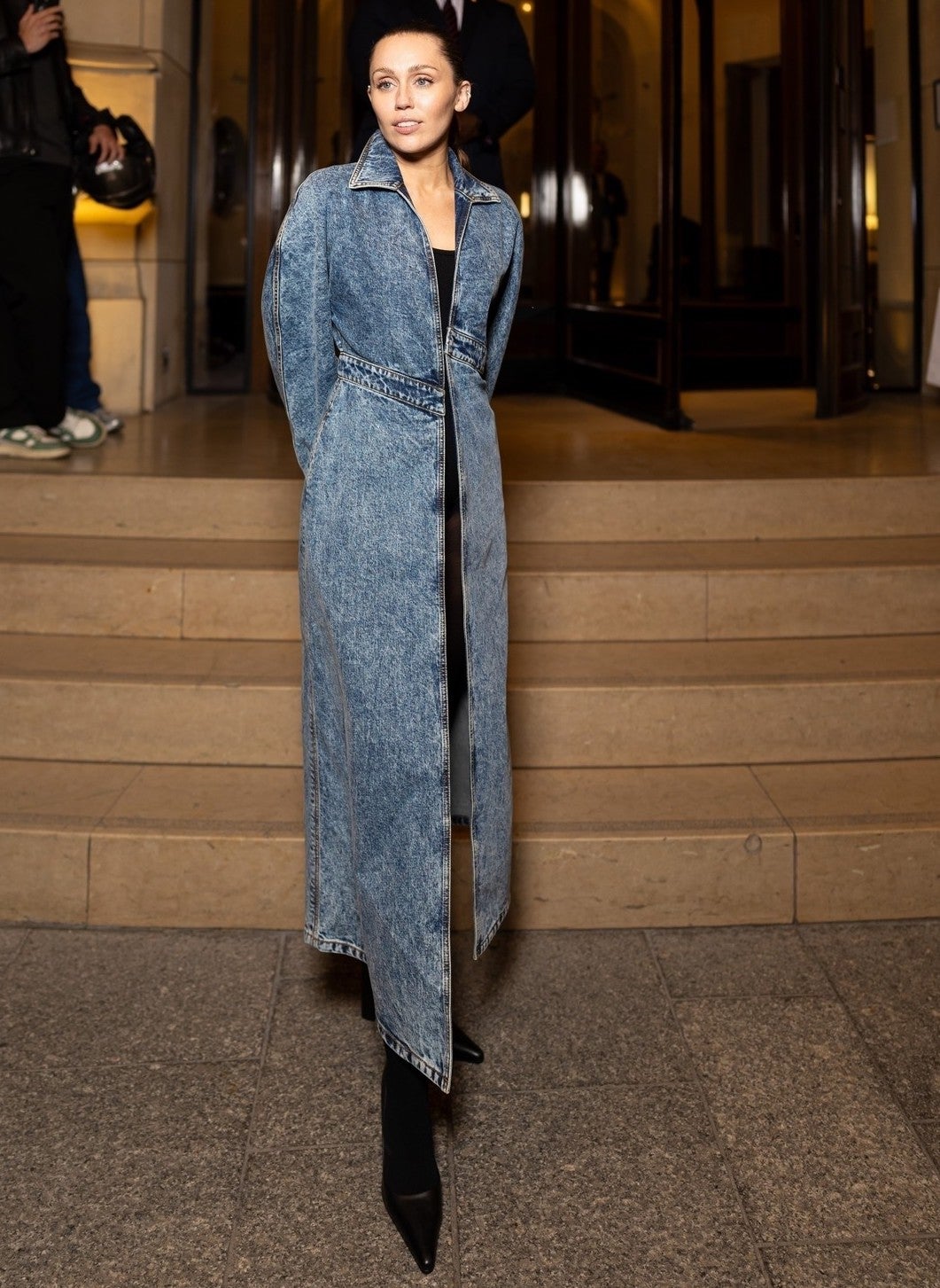 Miley Cyrus v Paříži, 28. dubna 2025