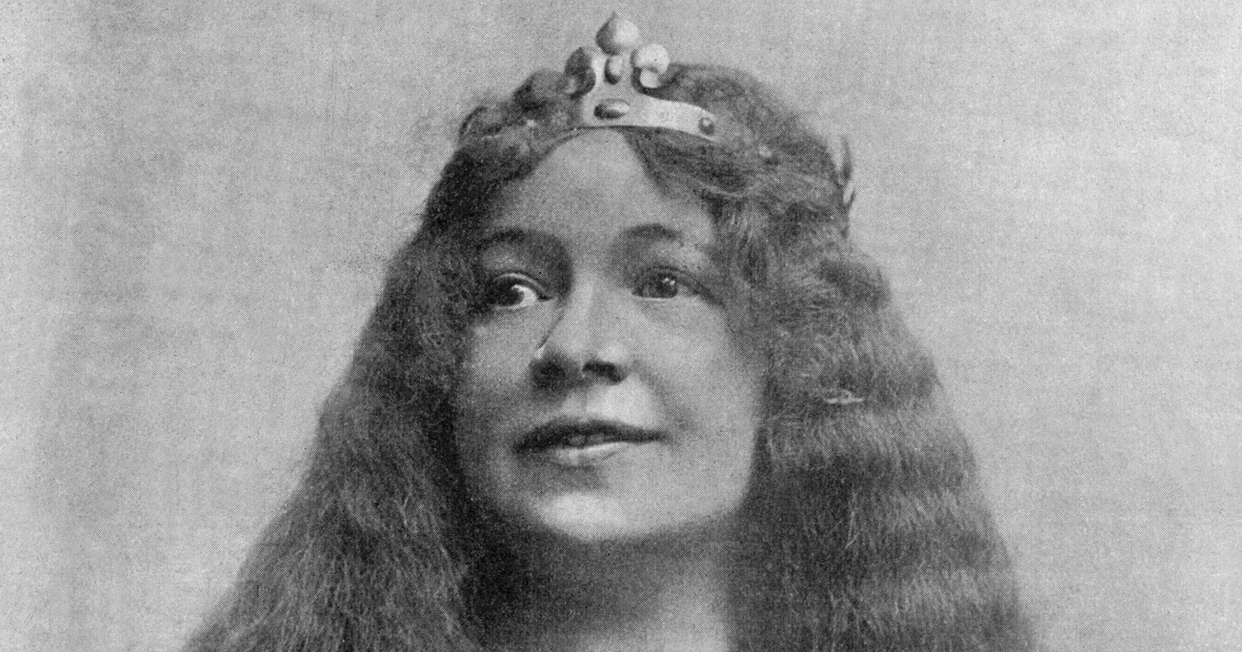 Patos, róby a velká gesta? Nic pro Hanu Kvapilovou, herečku, která šokovala divadlo 19. století 