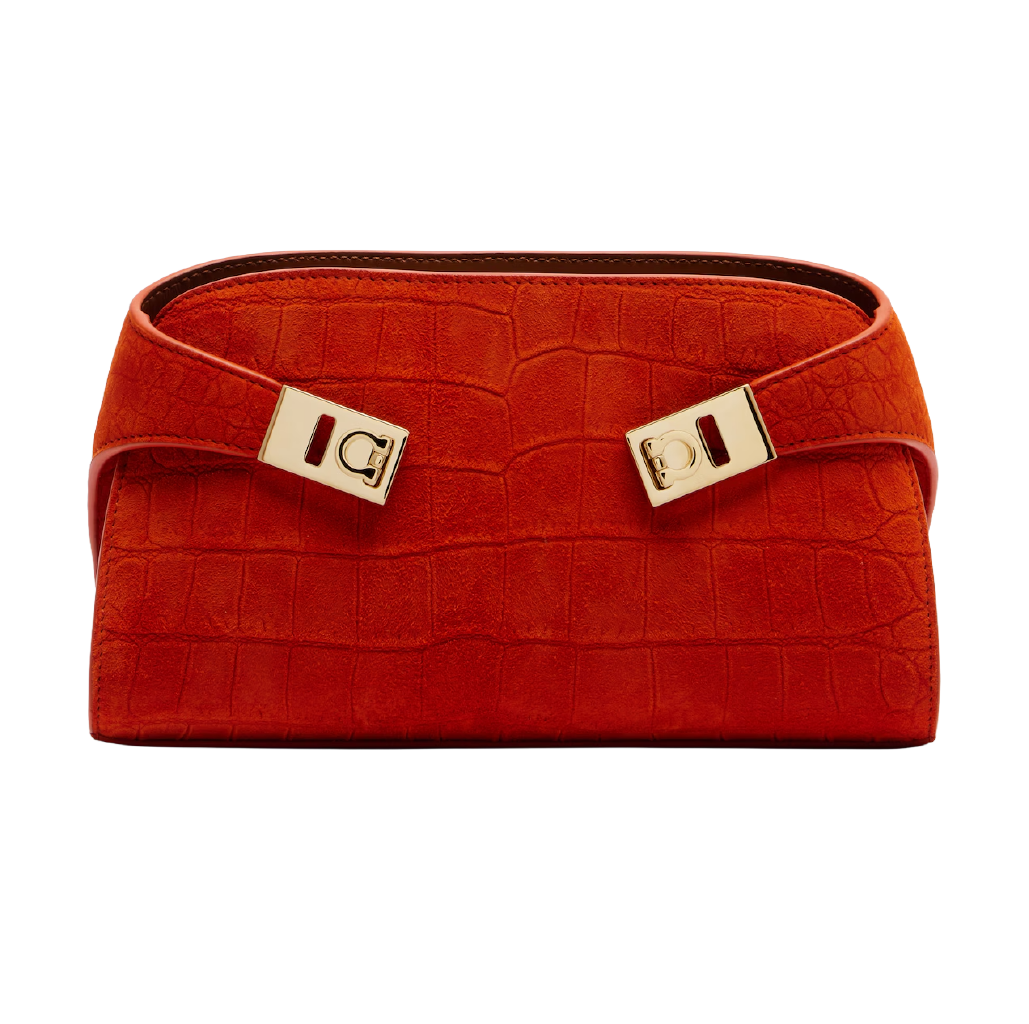 Oranžové psaníčko s krokodýlím efektem, FERRAGAMO, prodává Mytheresa, 1 980 €