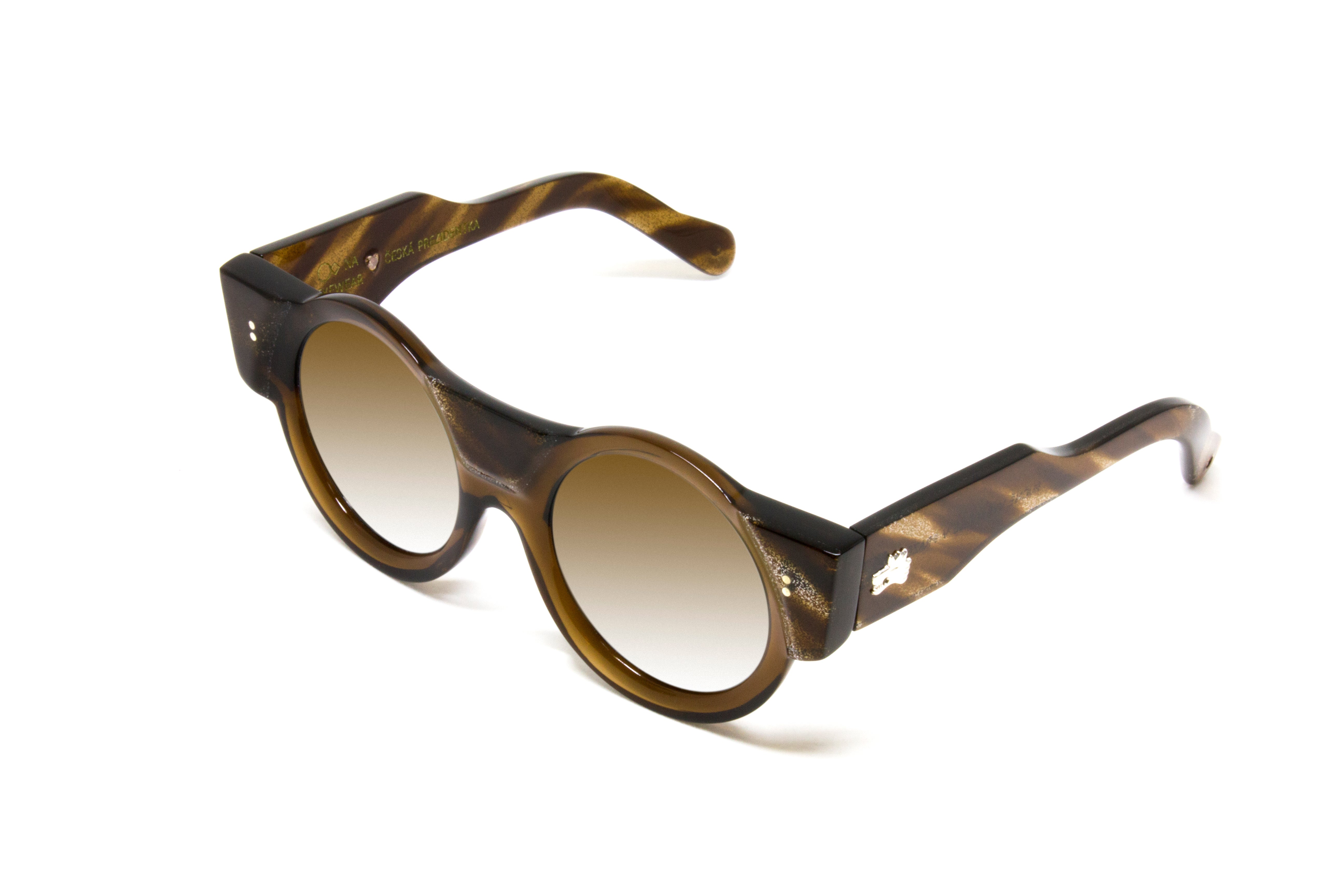 Obroučky Statečnost, Nastassia Aleinikava, 20 000 Kč Obroučky Statečnost, Nastassia Aleinikava, 20 000 Kč