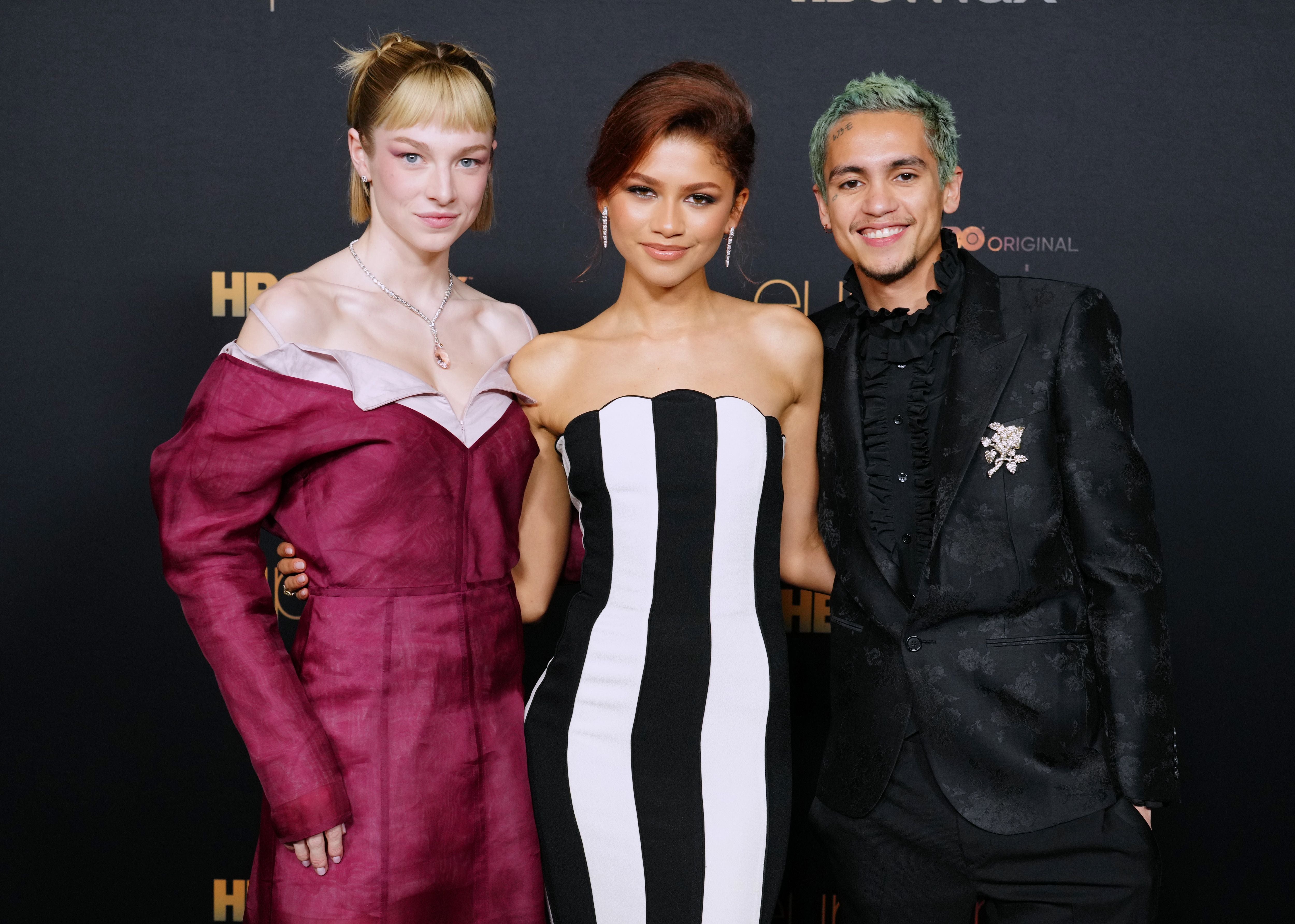 Euforie na červeném koberci: Zendaya v šatech Valentino, Hunter Schafer v Pradě