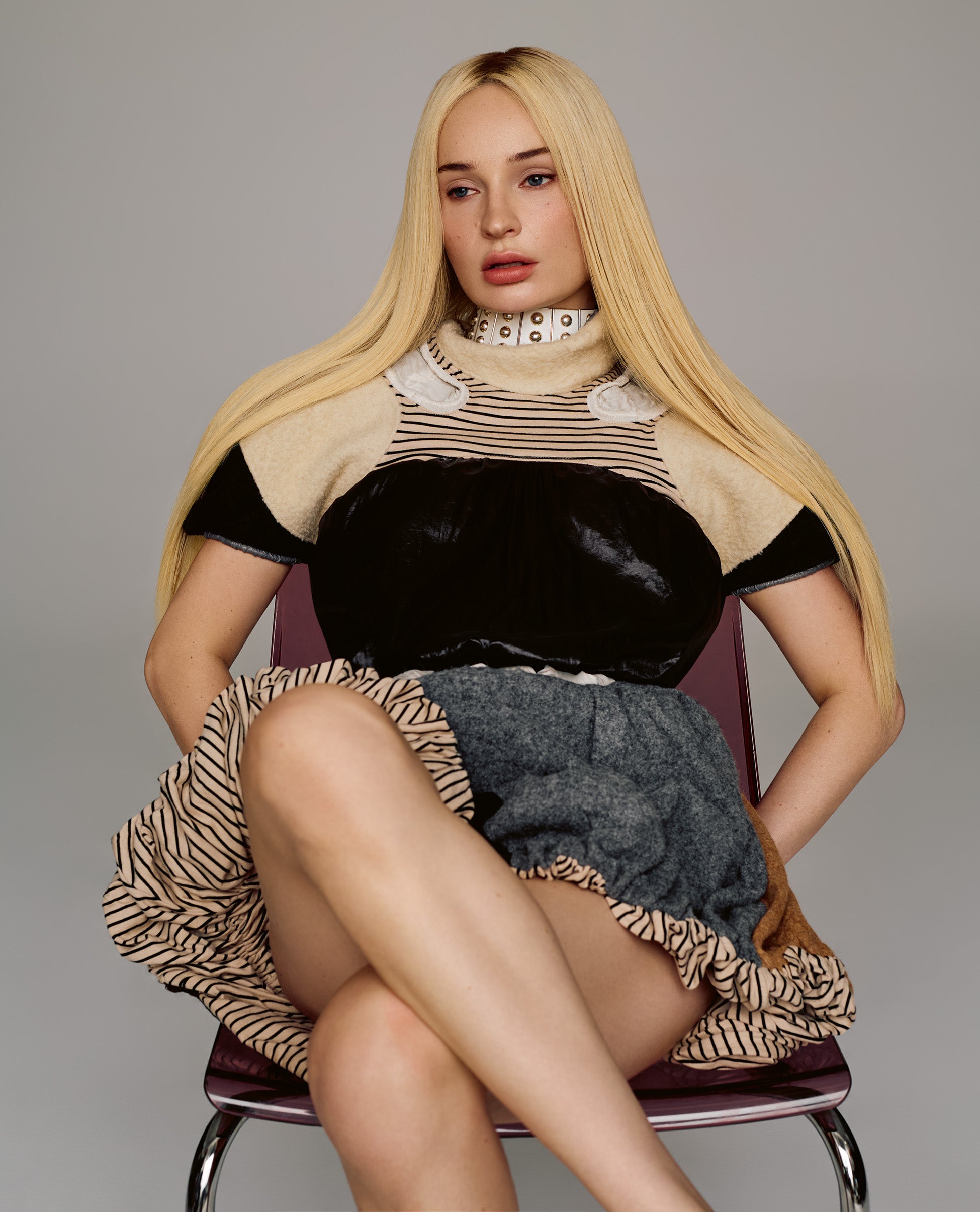 Srpnová cover star Kim Petras exkluzivně o tranzici v mladém věku, pozici outsidera i proplouvání uměleckými alter egy