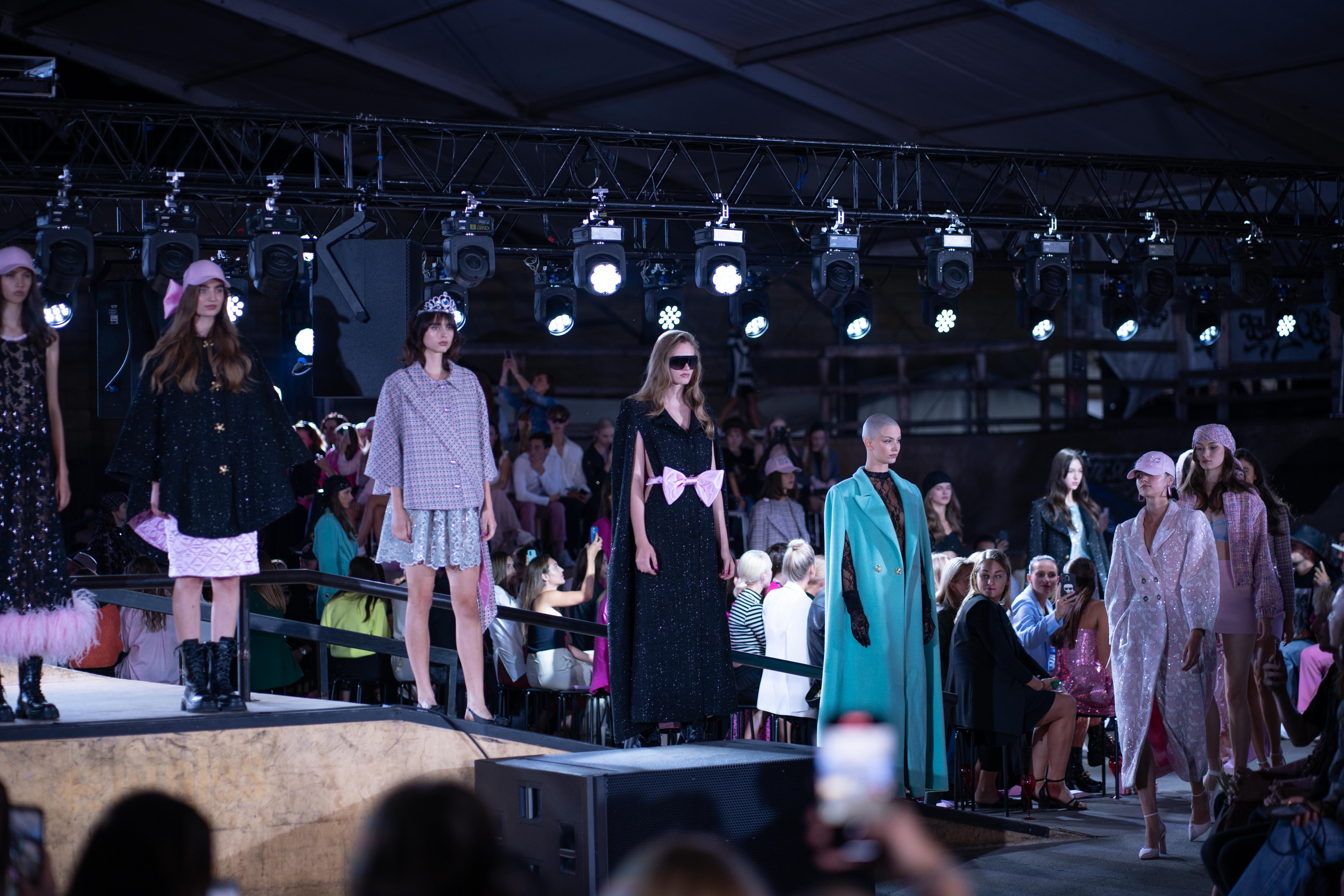 Autor: Archiv firmy Autor: Archiv firmy