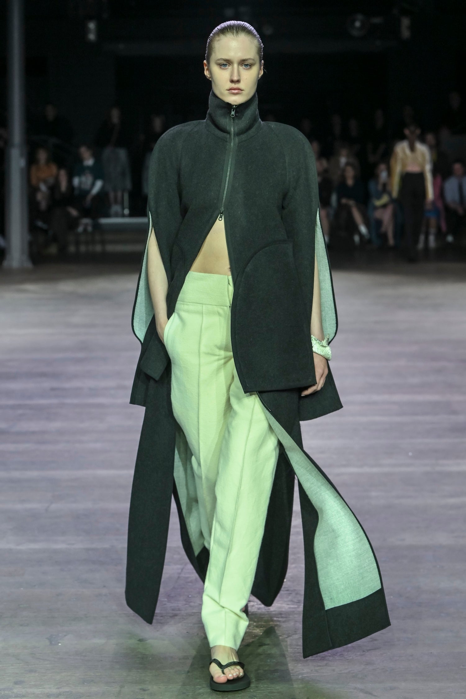 Aleš Hnátek zůstává v kolekci Wardrobe 2 věrný sám sobě